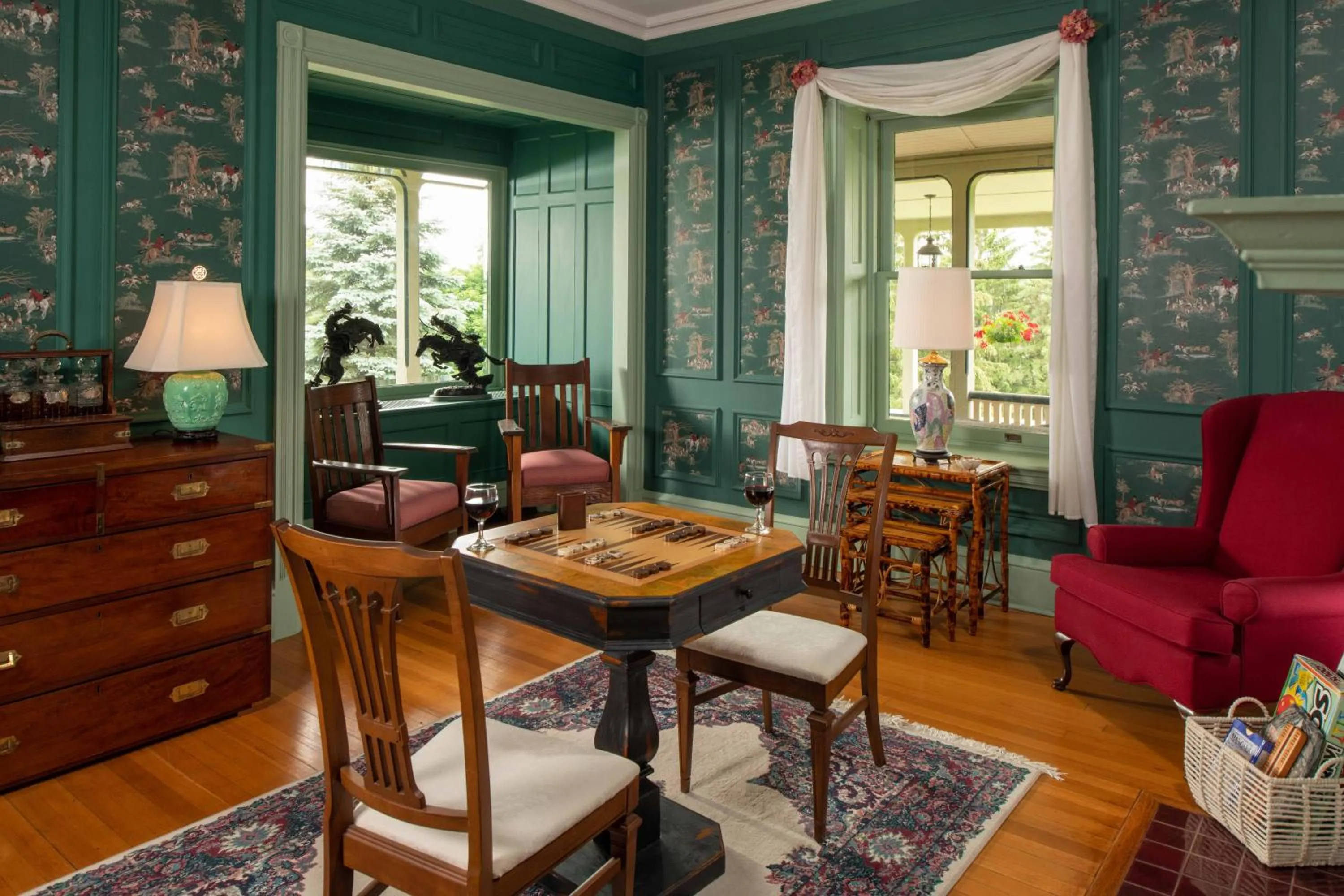 Living room in Idlwilde Inn