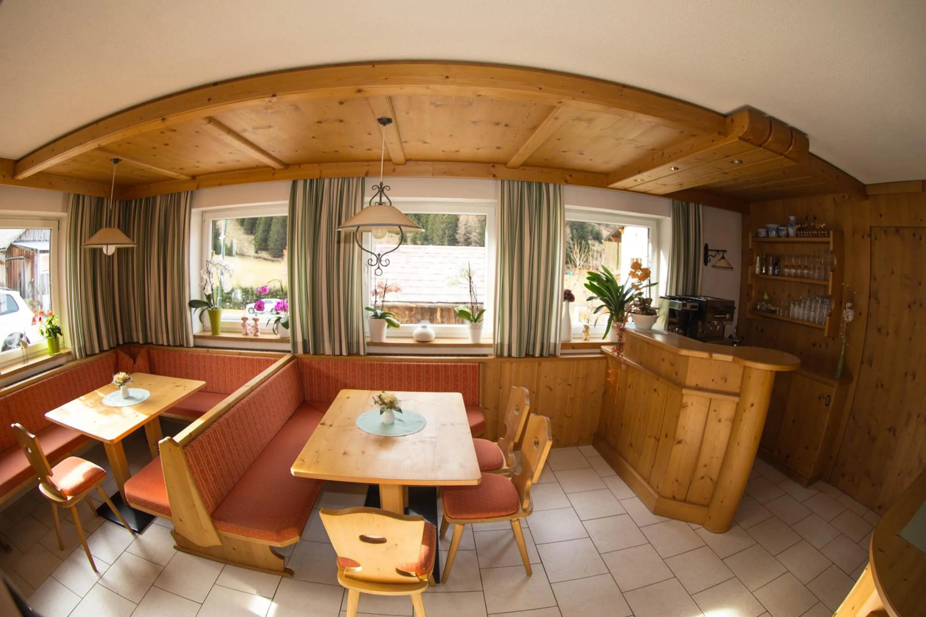 Lounge or bar in Haus Enzian