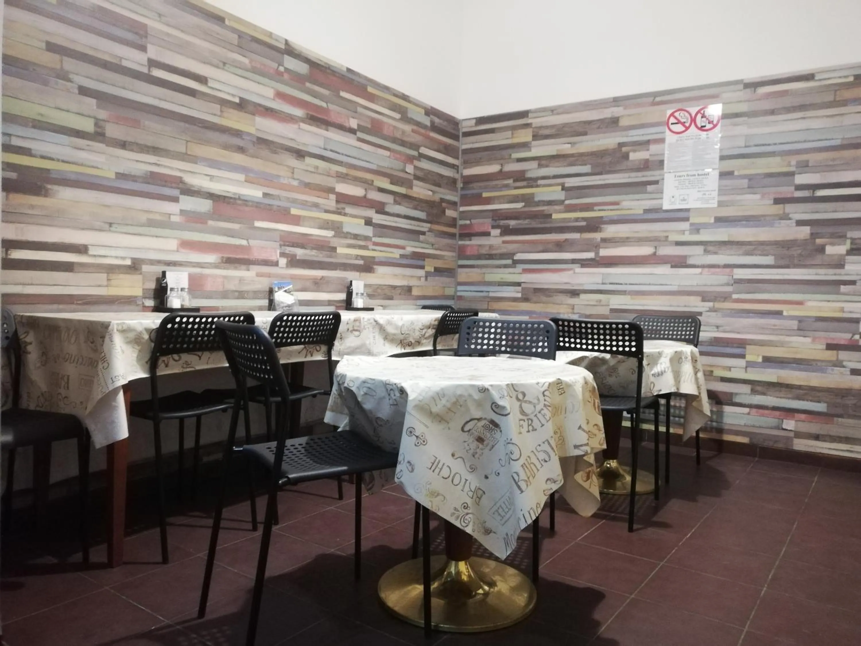 Kitchen or kitchenette in Lorf Hostel&Coffee