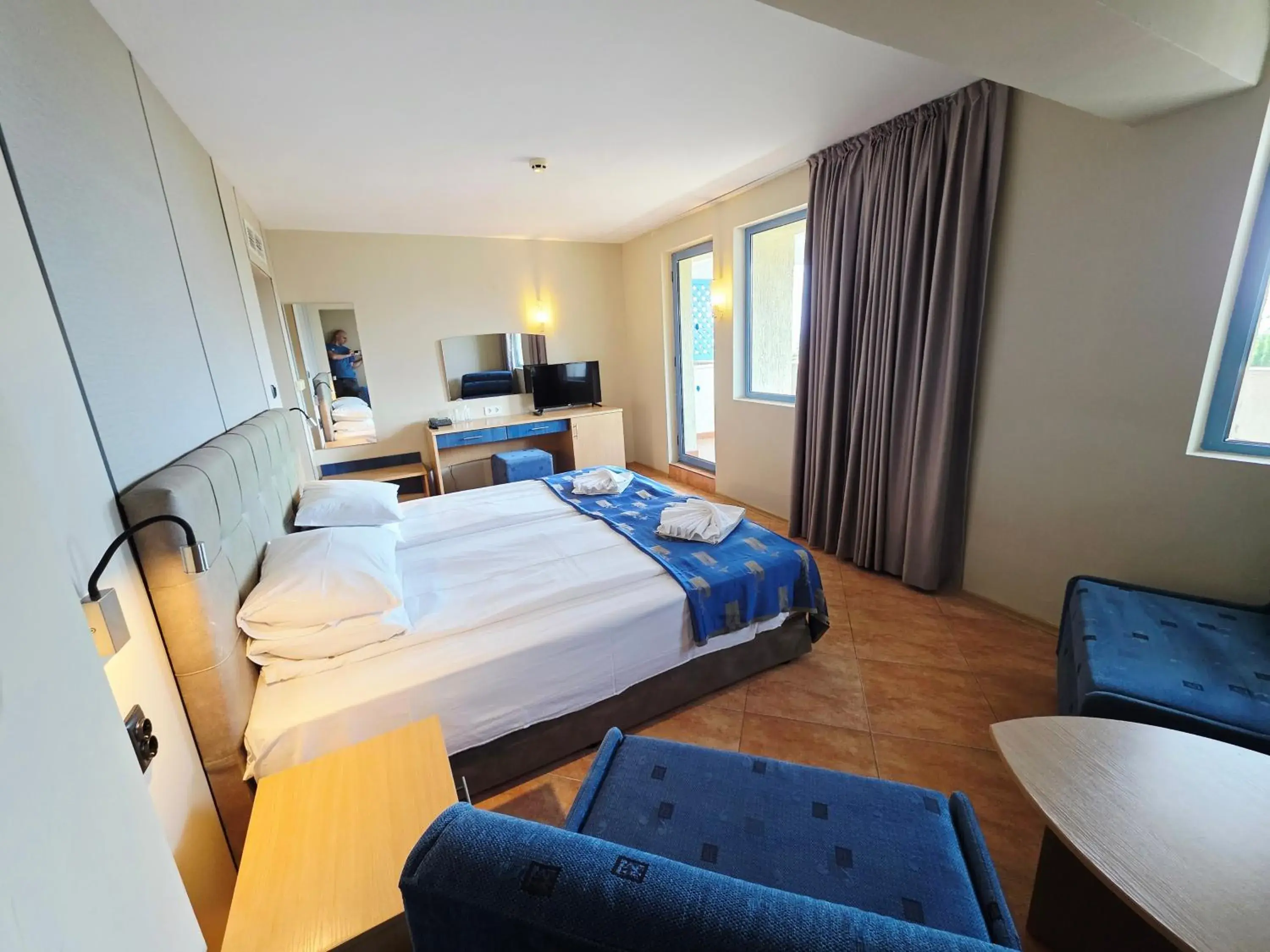 Deluxe Double or Twin Room with Sea View in Bora Bora Hotel Deluxe Double or Twin Room with Sea View in Bora Bora Hotel