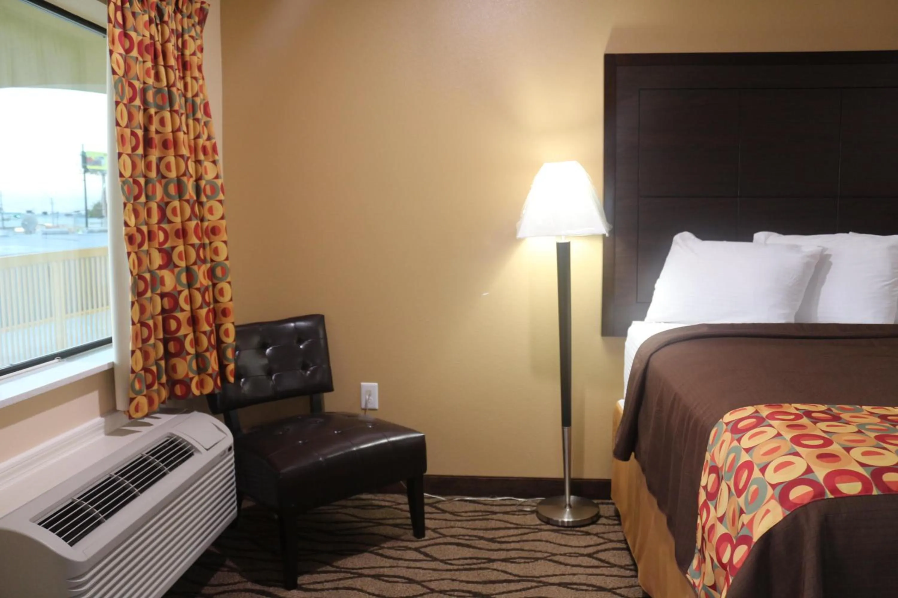Bed in Express Inn and Suites