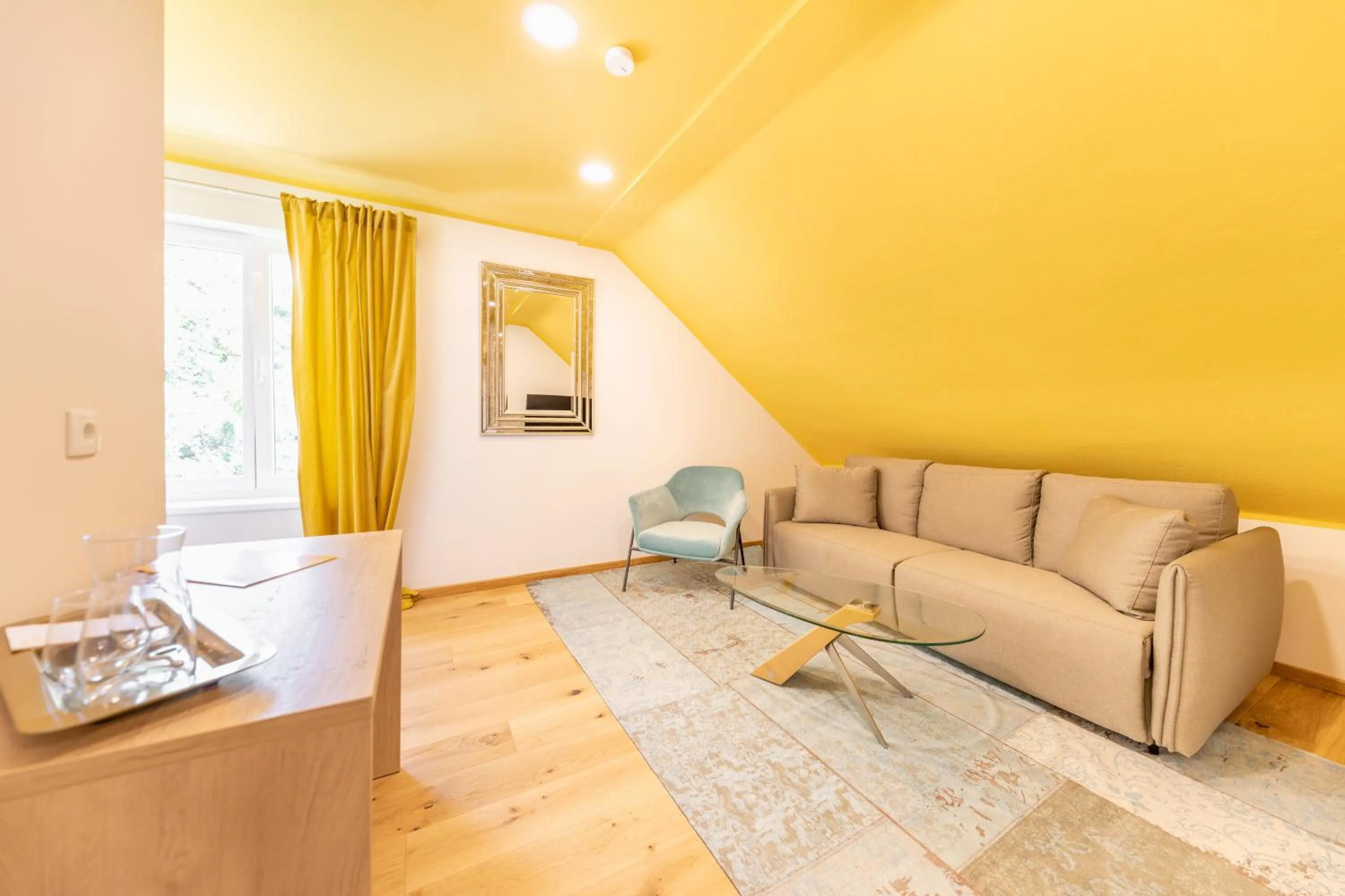 Seating area in Boutiquehotel Caravella Velden by S4Y