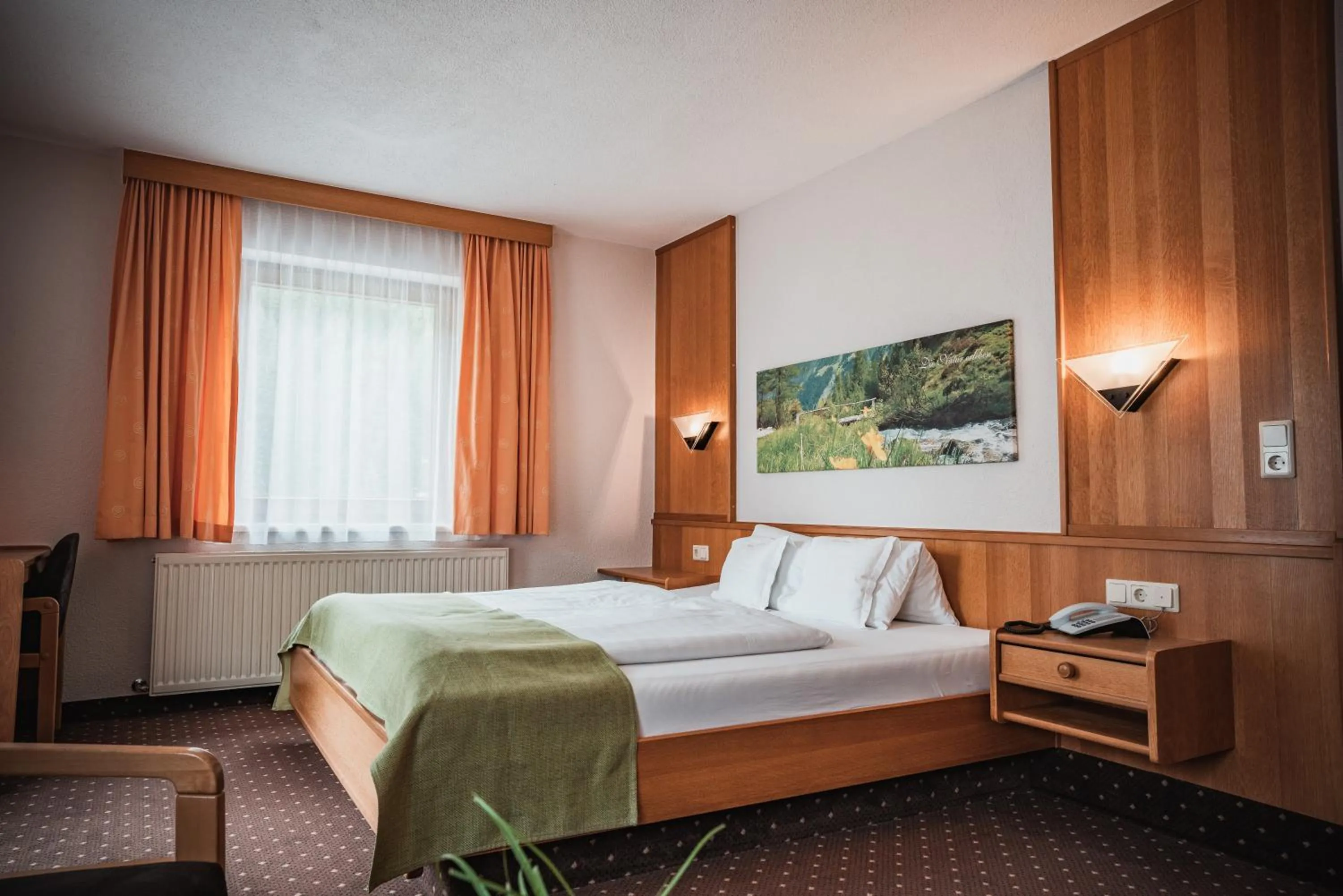 Photo of the whole room, Bed in Hotel Garni Romantika