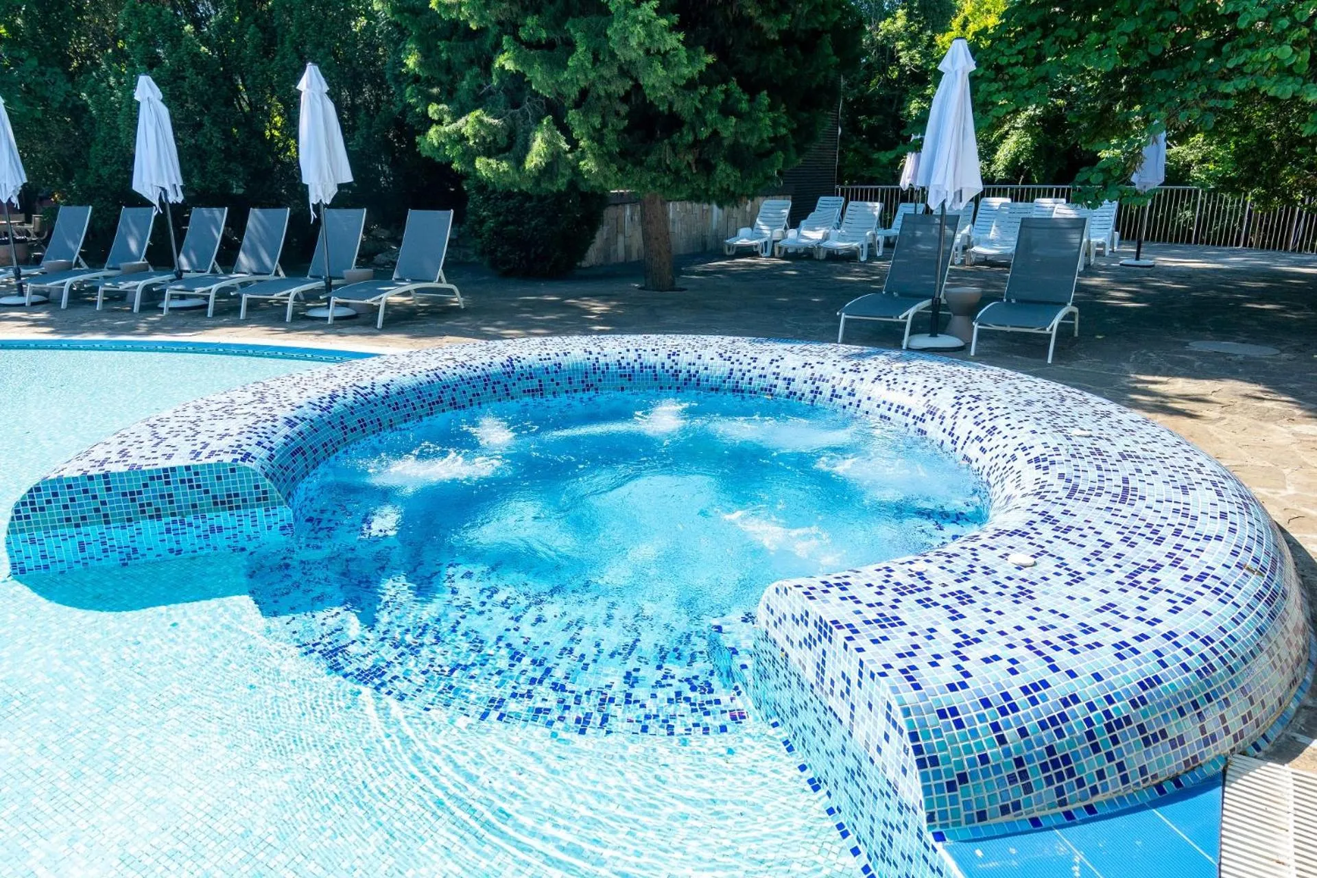 Hot Tub in Hotel Excelsior - All Inclusive