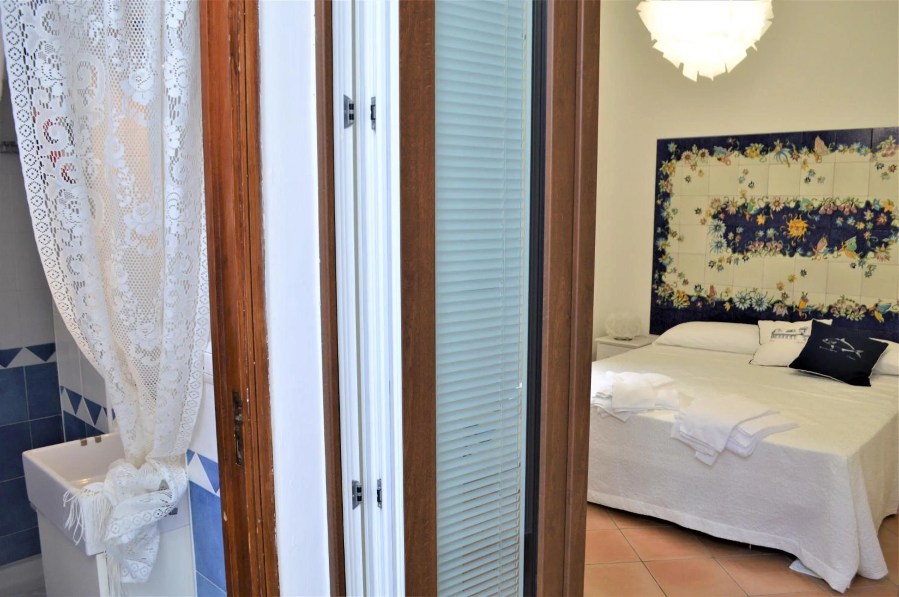 Photo of the whole room in La Corte dei Naviganti B&B - Amalfi Coast - Cetara