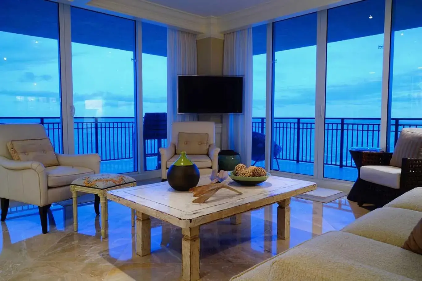 Seating Area in Palm Beach Singer Island Resort & Spa Luxury Suites