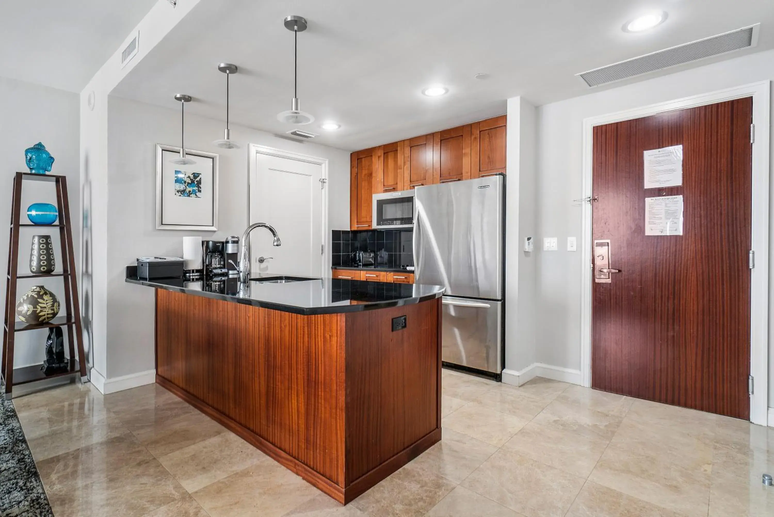 Lobby/Reception in Palm Beach Singer Island Resort & Spa Luxury Suites