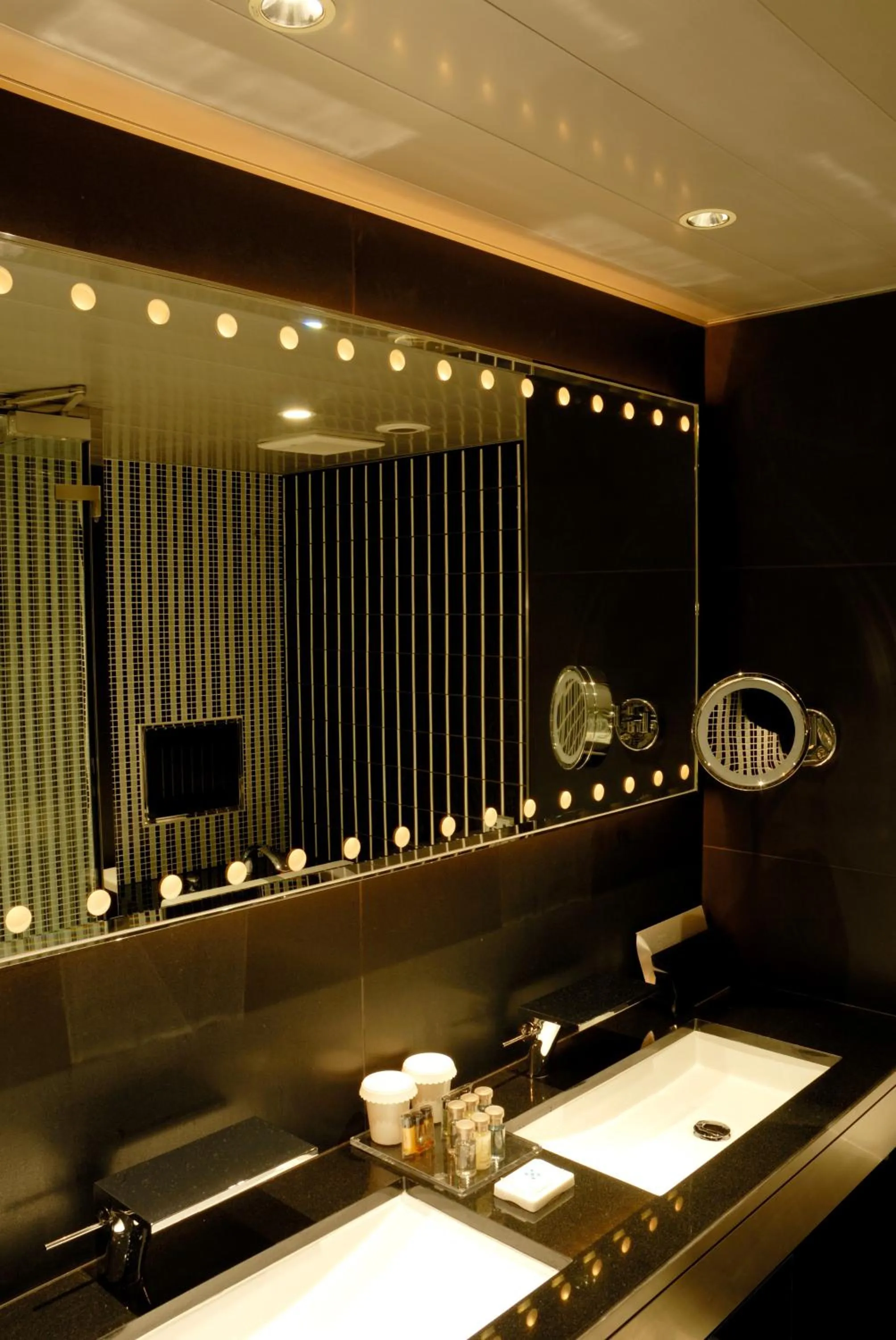 Bathroom in HOTEL THE GLANZ