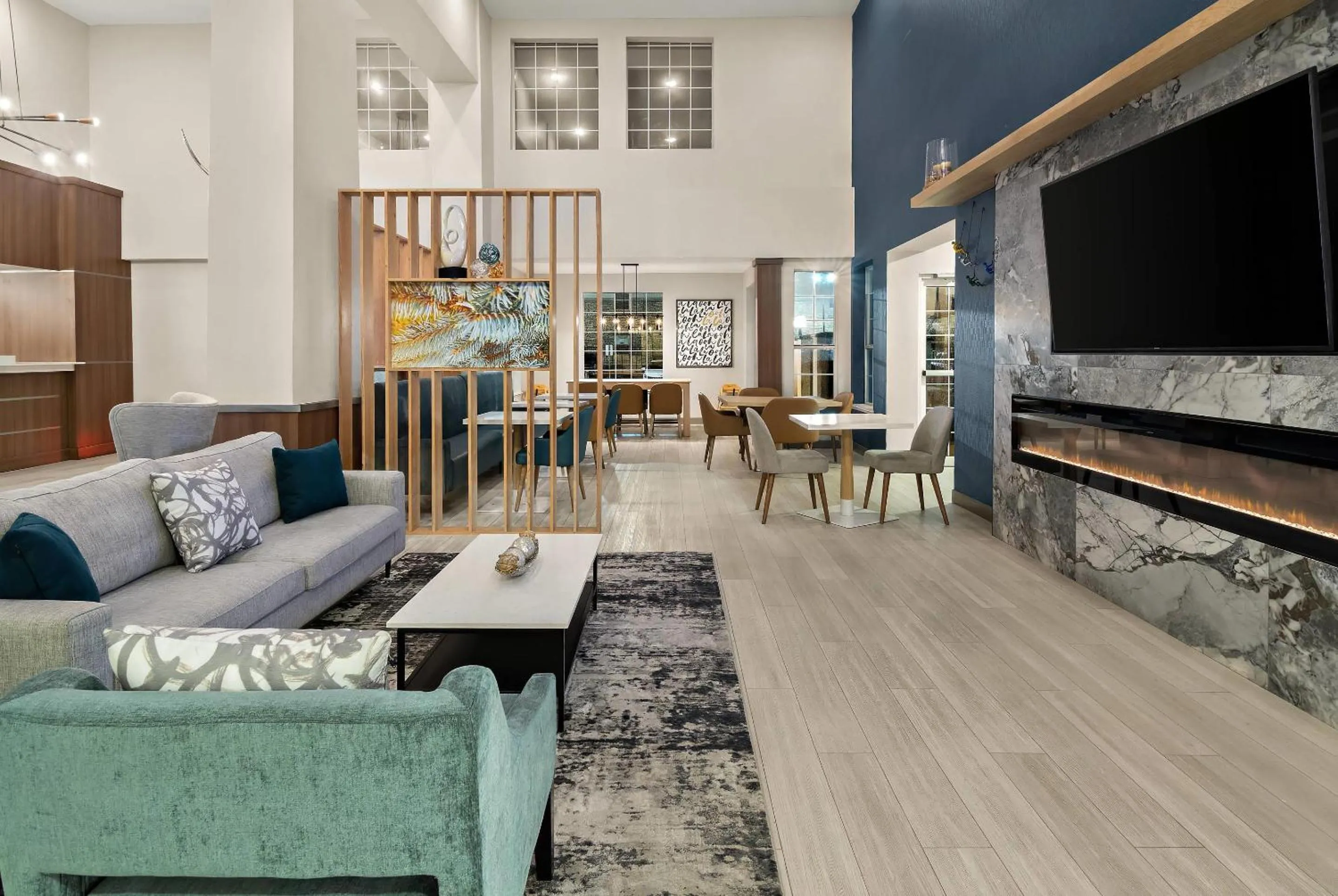 Lobby or reception in Comfort Suites Fort Worth North Fossil Creek