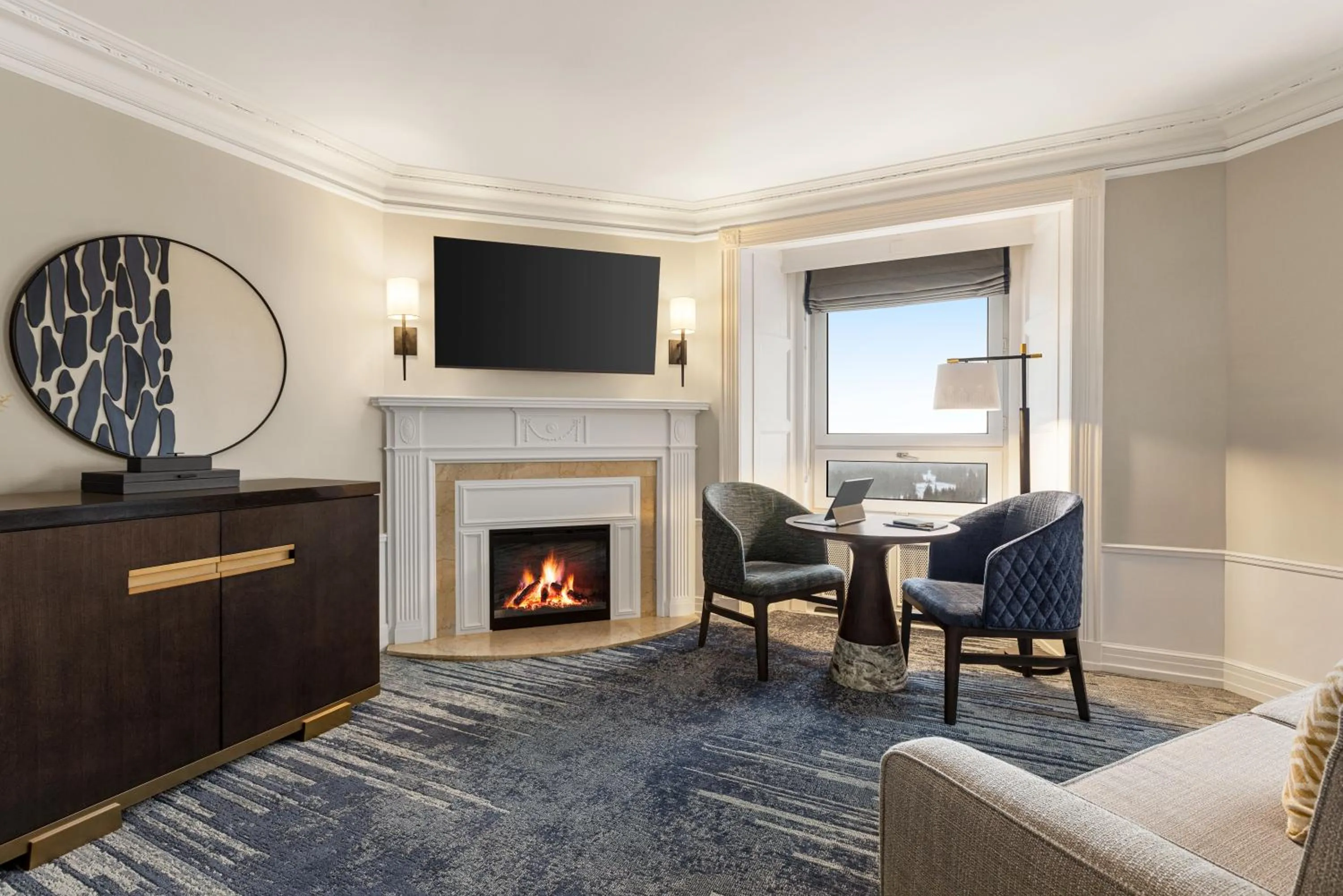 TV and multimedia in Fairmont Banff Springs