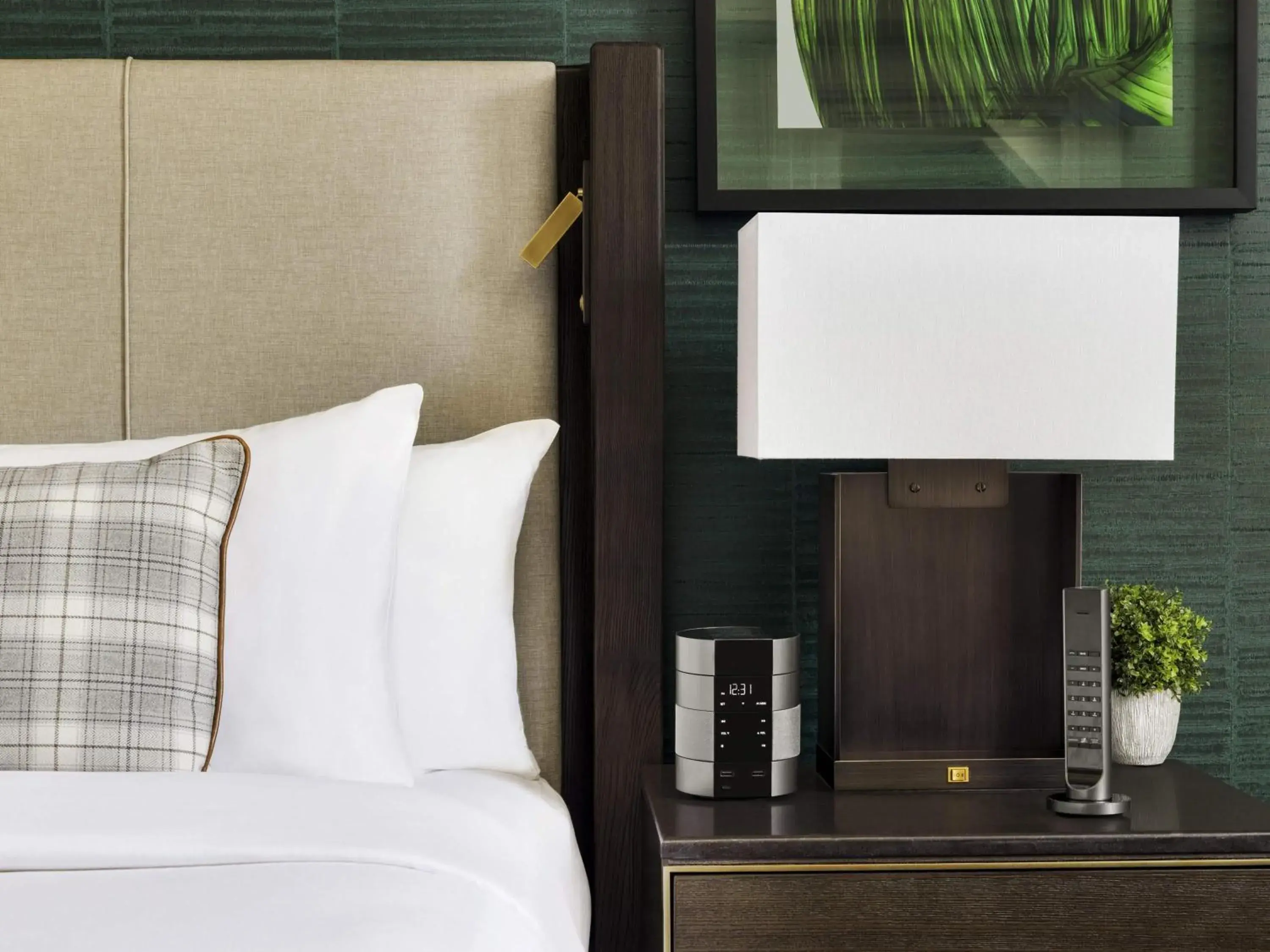 Bedroom, Bed in Fairmont Banff Springs Bedroom, Bed in Fairmont Banff Springs