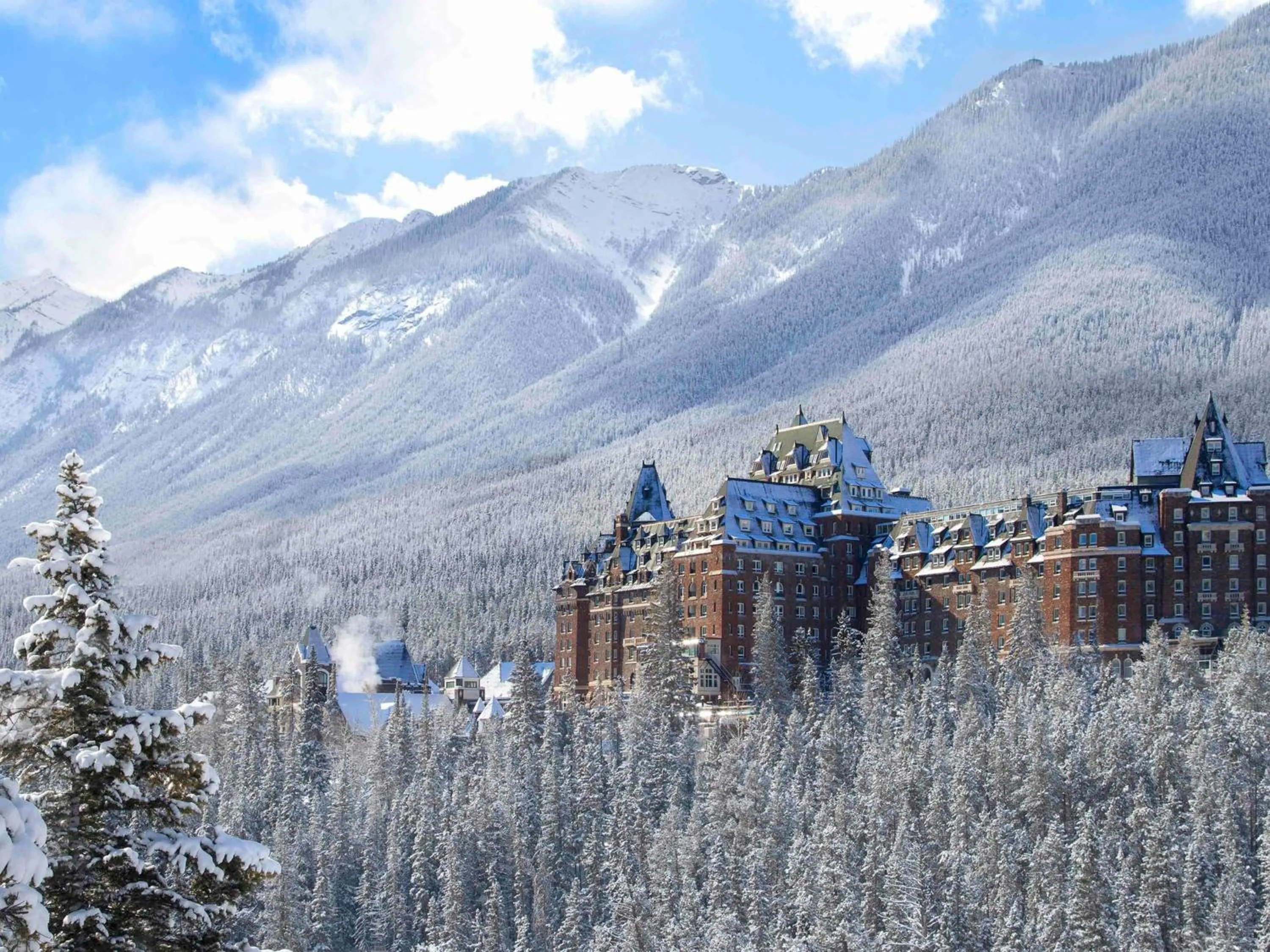 Property building in Fairmont Banff Springs