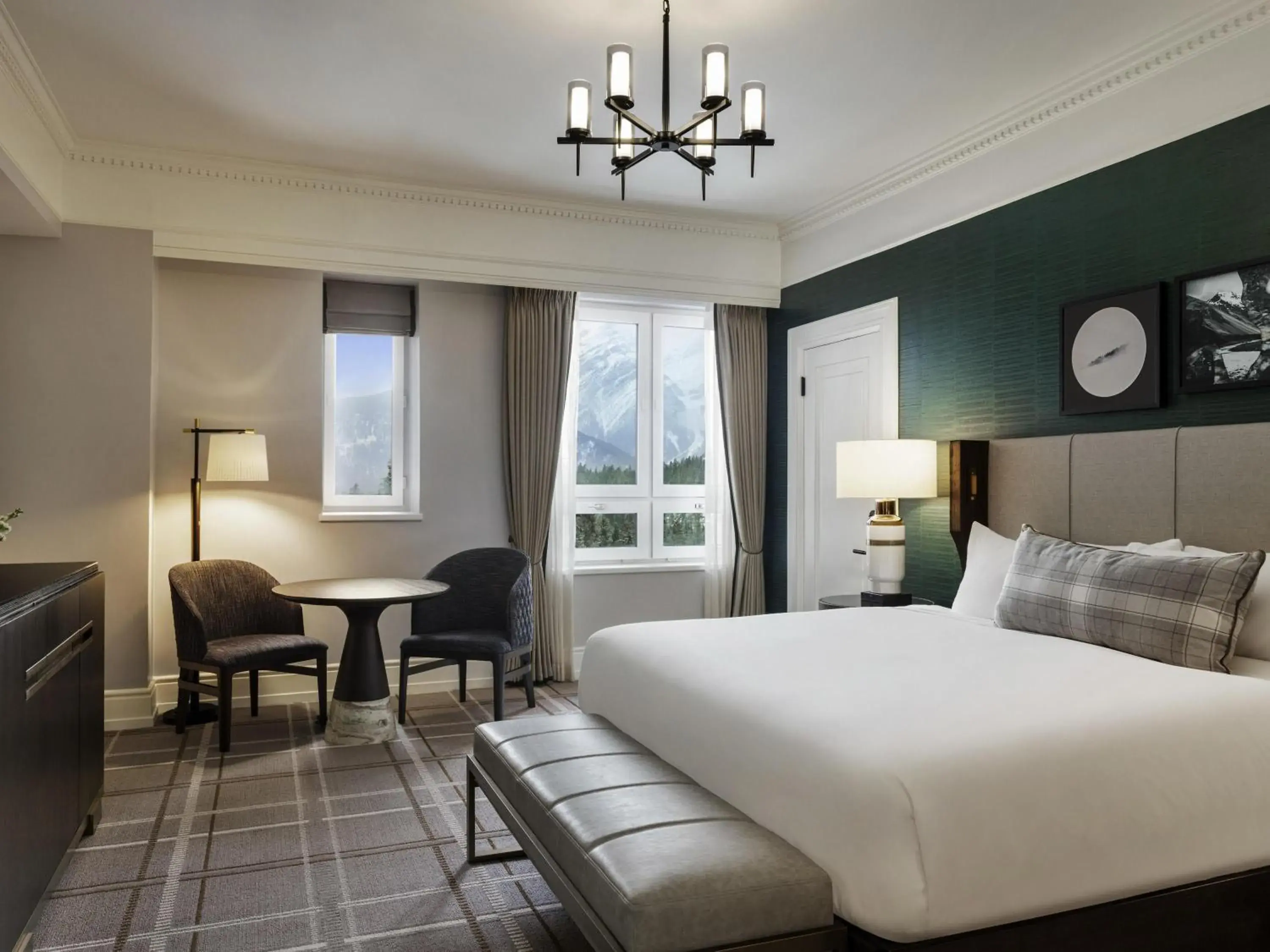 Deluxe 1 King Room in Fairmont Banff Springs Deluxe 1 King Room in Fairmont Banff Springs