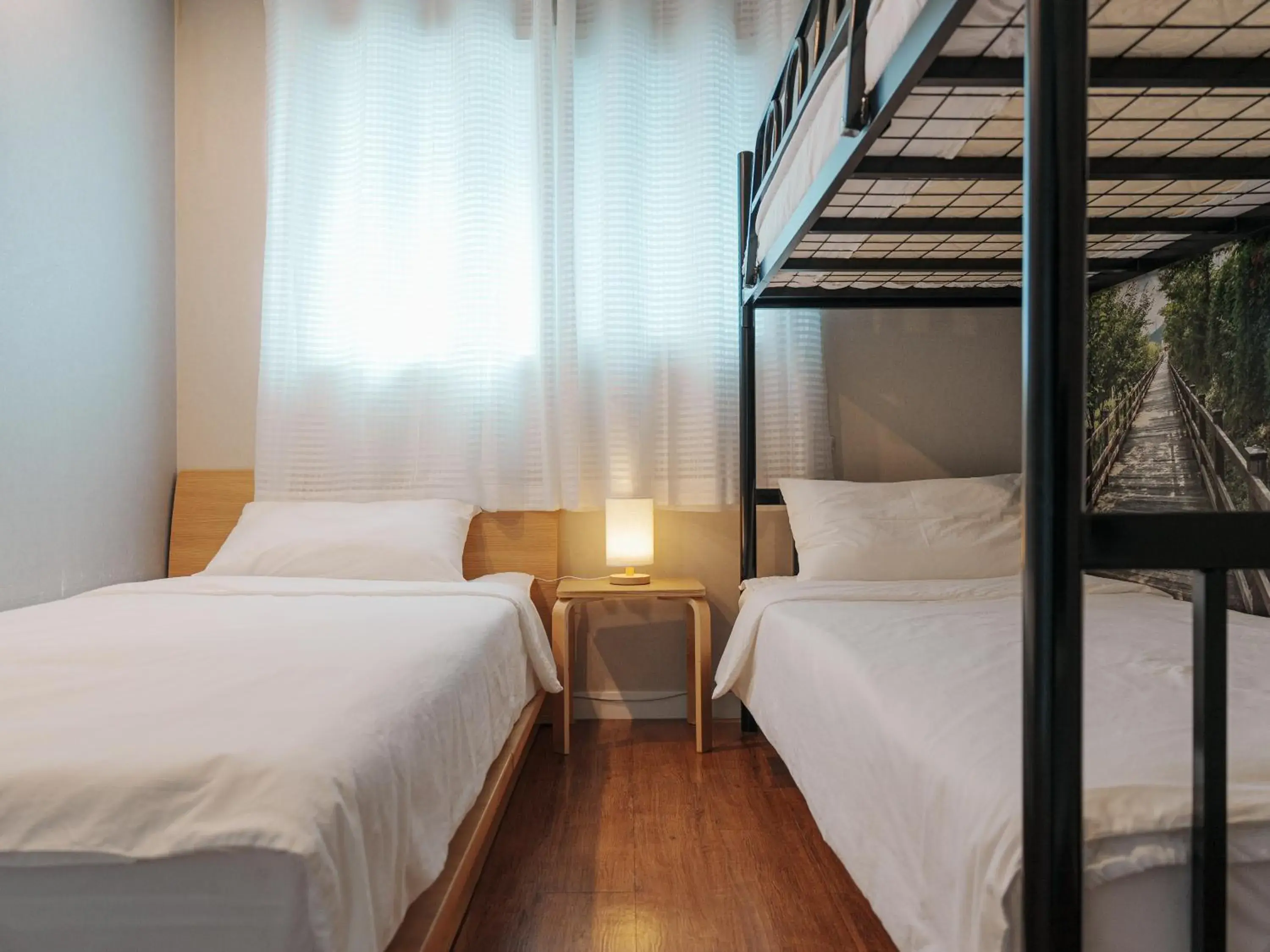 Bedroom, Bed in 인천공항 게스트하우스 레인부츠 Bedroom, Bed in 인천공항 게스트하우스 레인부츠