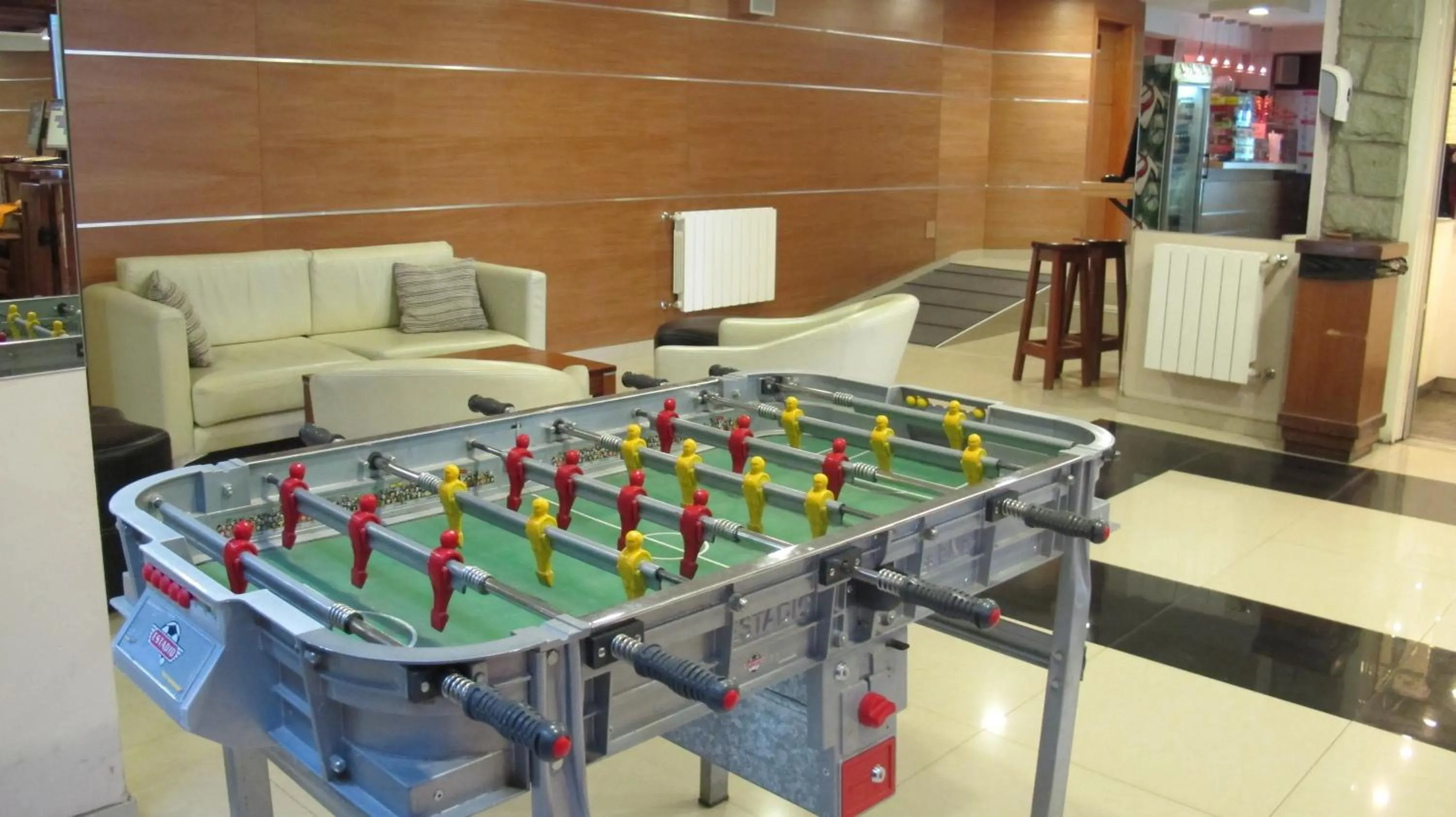 Communal lounge/ TV room in Cambria