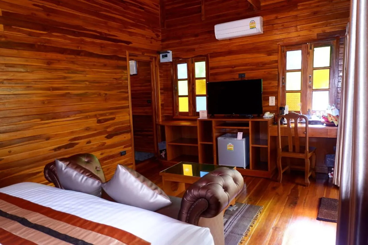 Photo of the whole room in Doithinnan Resort