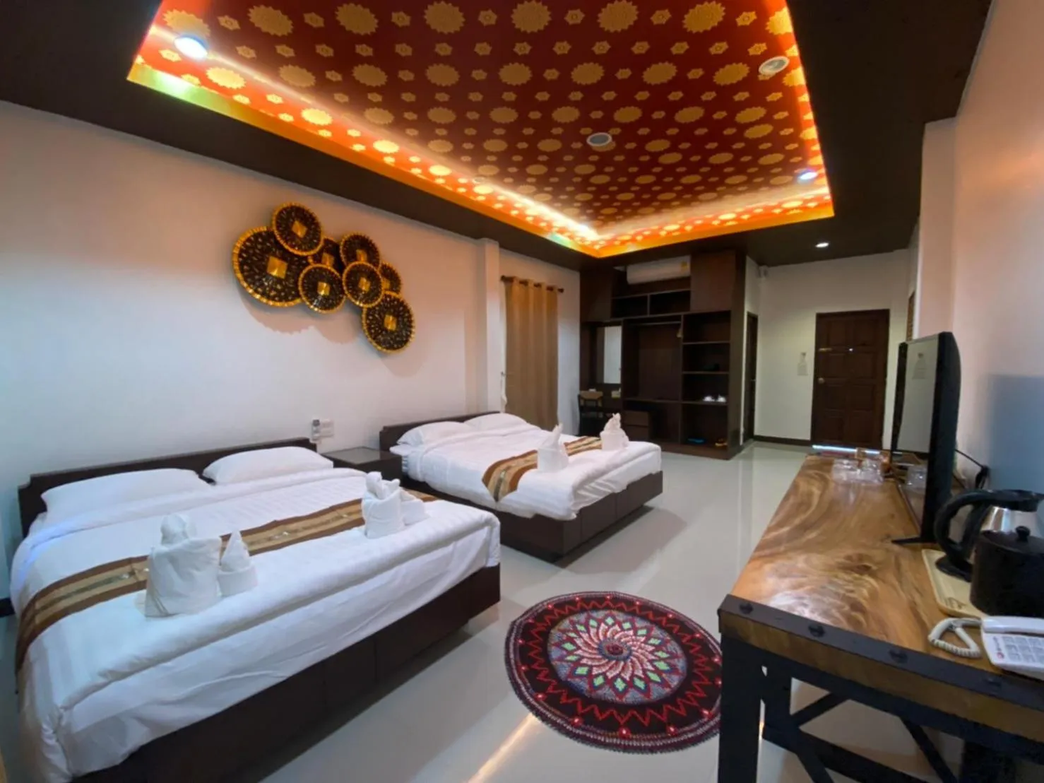 Photo of the whole room in Doithinnan Resort