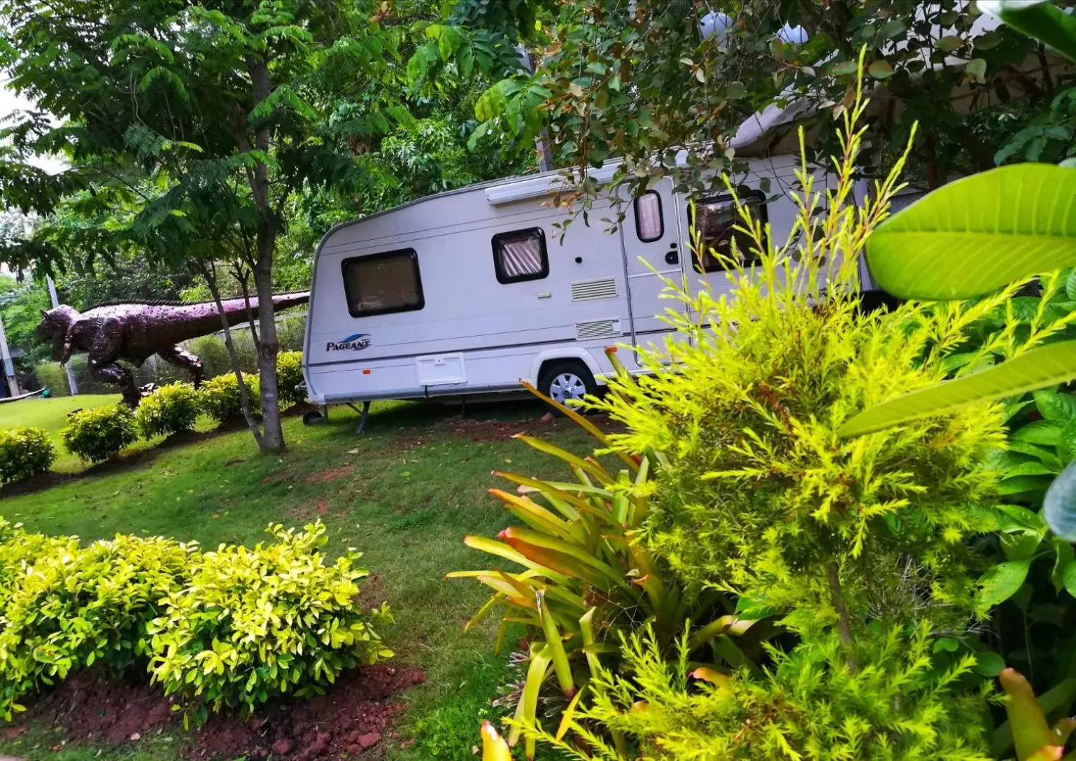 Property building in Doithinnan Resort