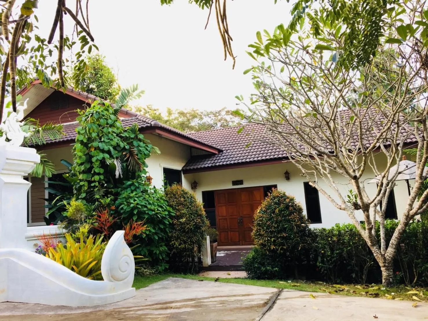 Property building in Doithinnan Resort