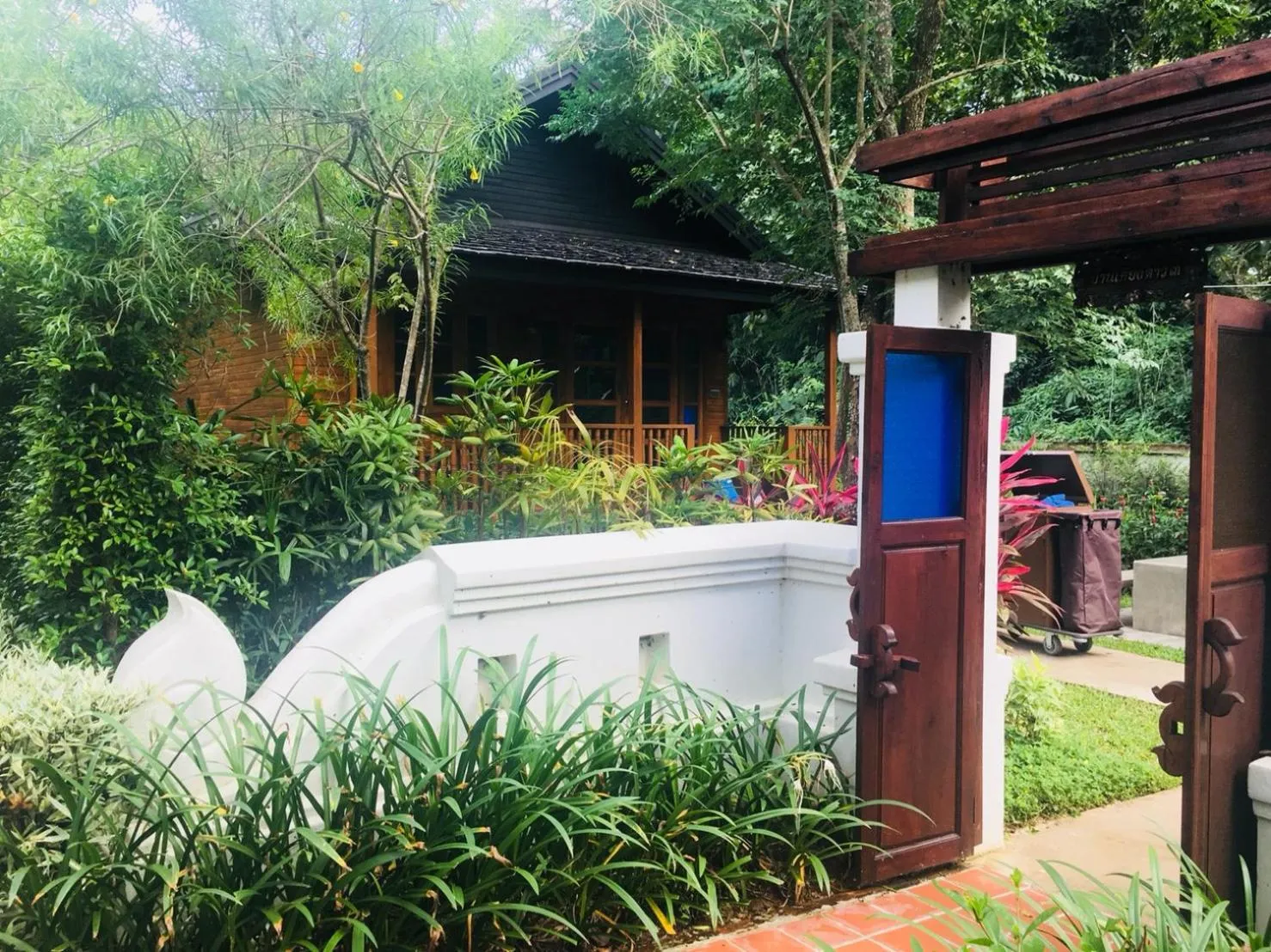 Facade/entrance in Doithinnan Resort