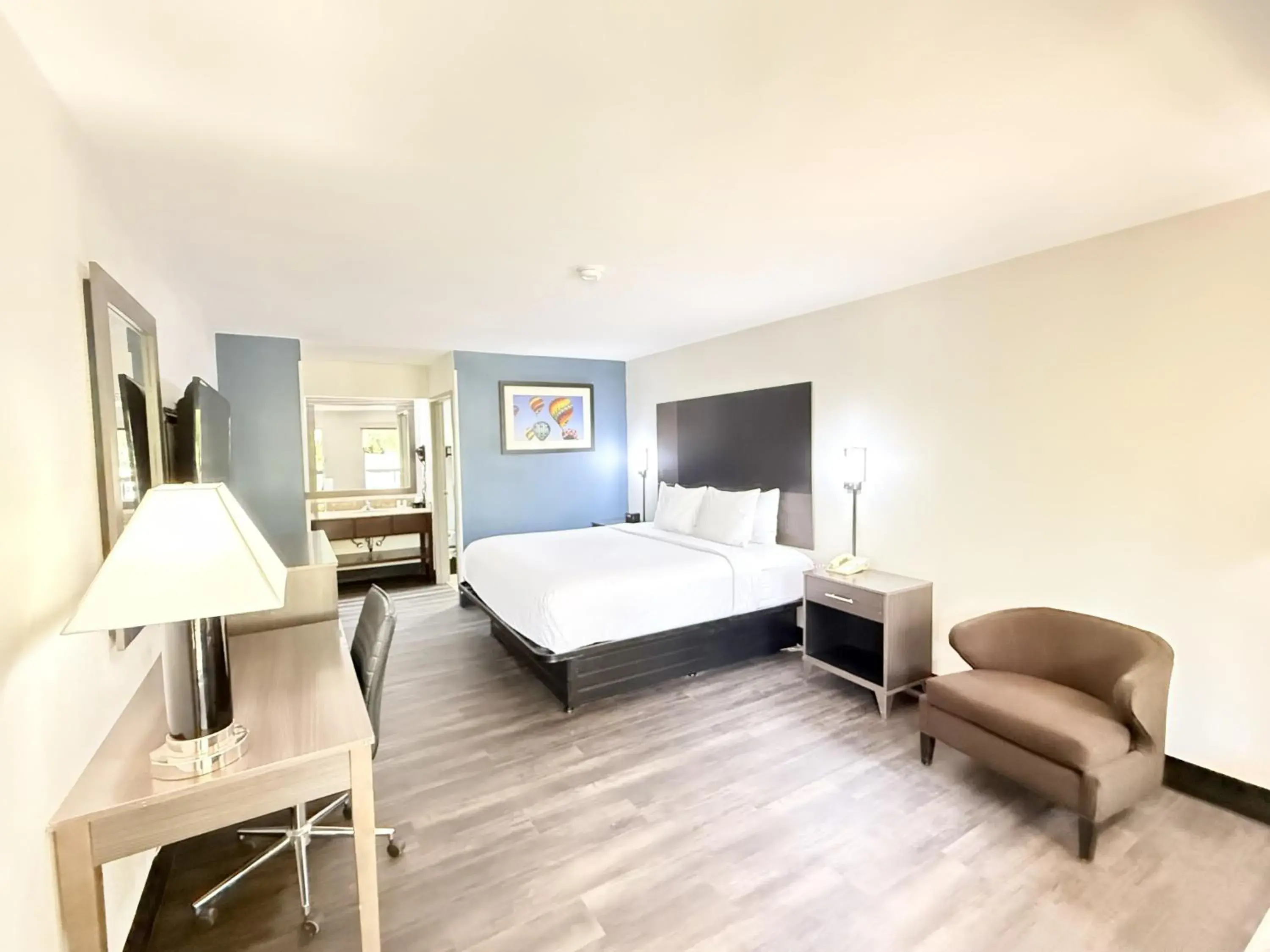 Bedroom, Bed in Baymont by Wyndham Tallahassee Bedroom, Bed in Baymont by Wyndham Tallahassee