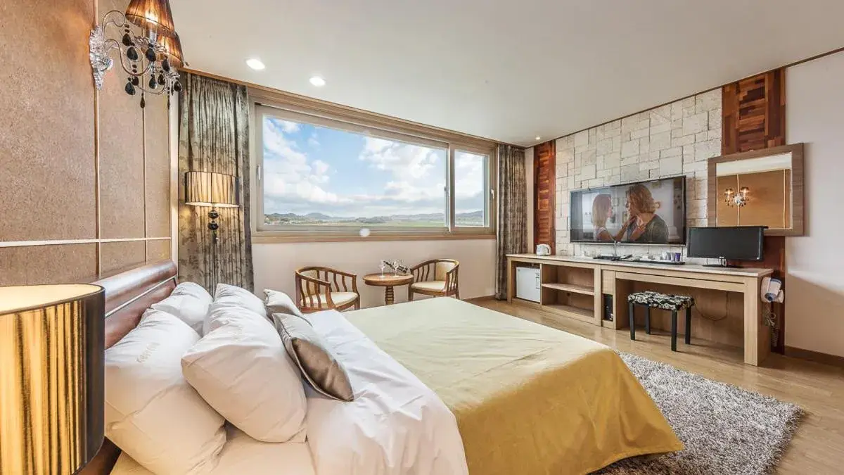 Bed in Venezia Hotel Bed in Venezia Hotel