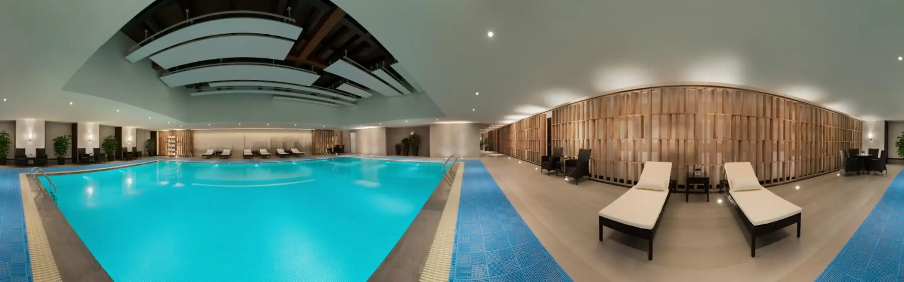 Swimming pool in Hyatt House Shanghai New Hongqiao Swimming pool in Hyatt House Shanghai New Hongqiao