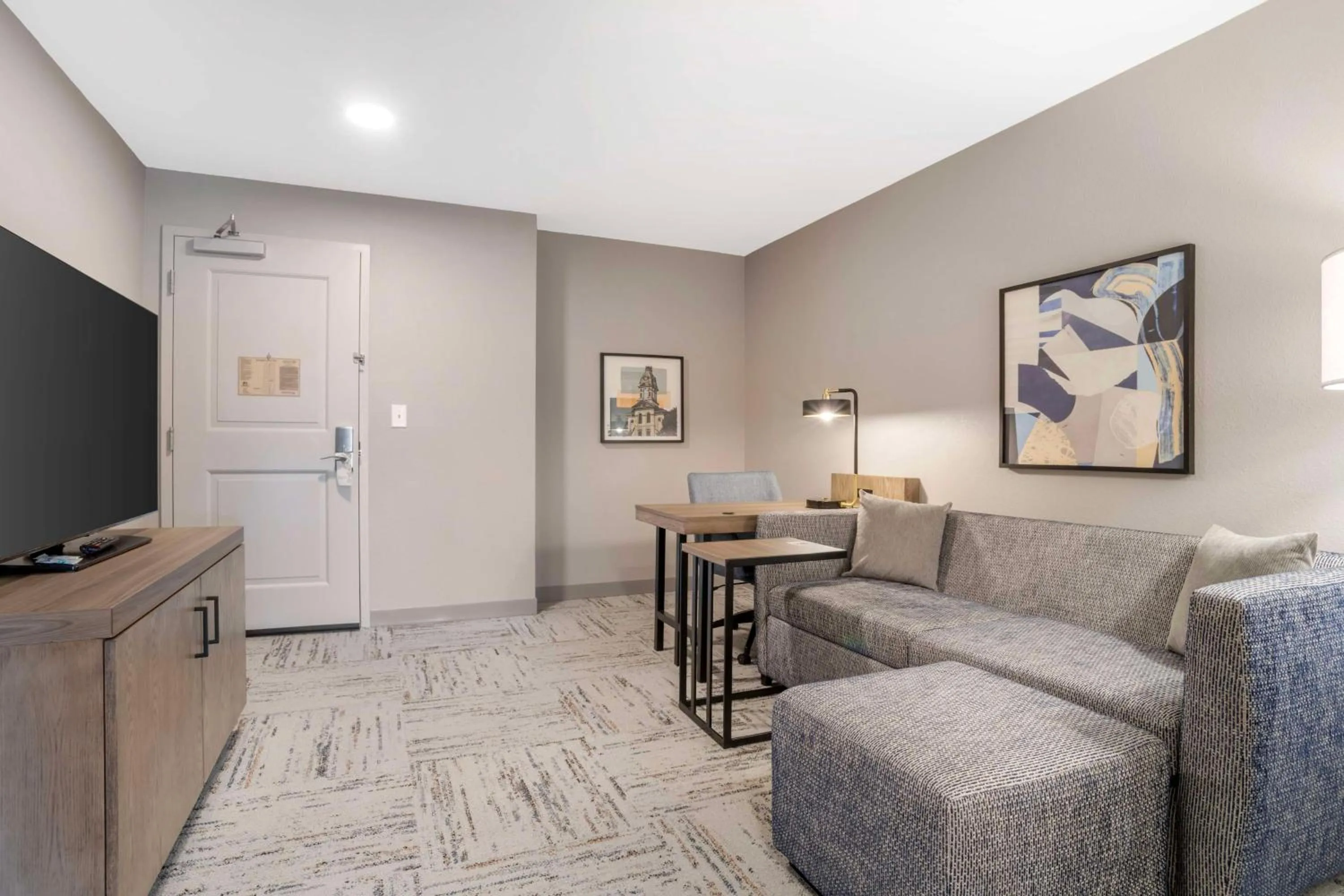 Living room in Hilton Garden Inn Charlotte/Concord