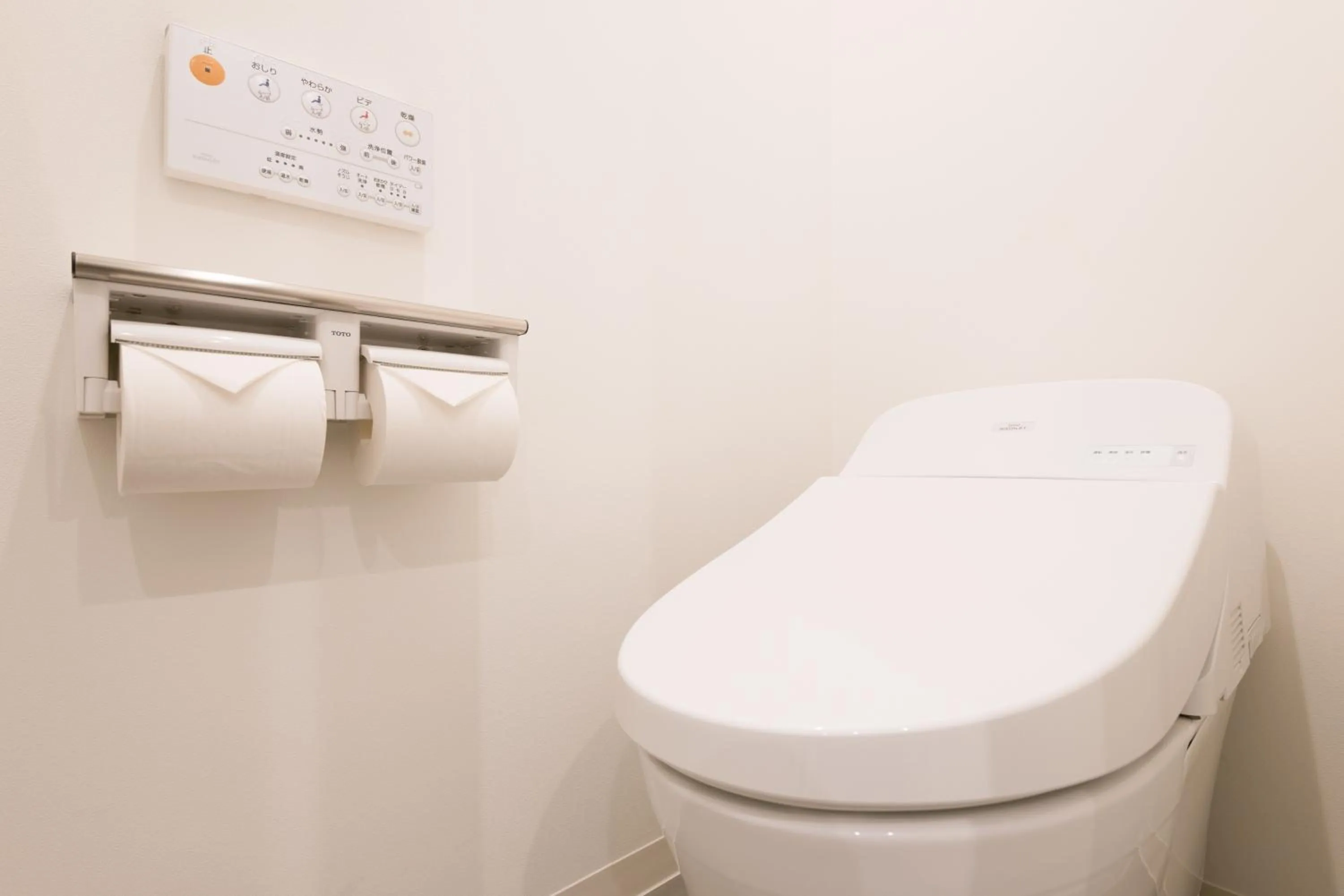 Bathroom in BON Hostel