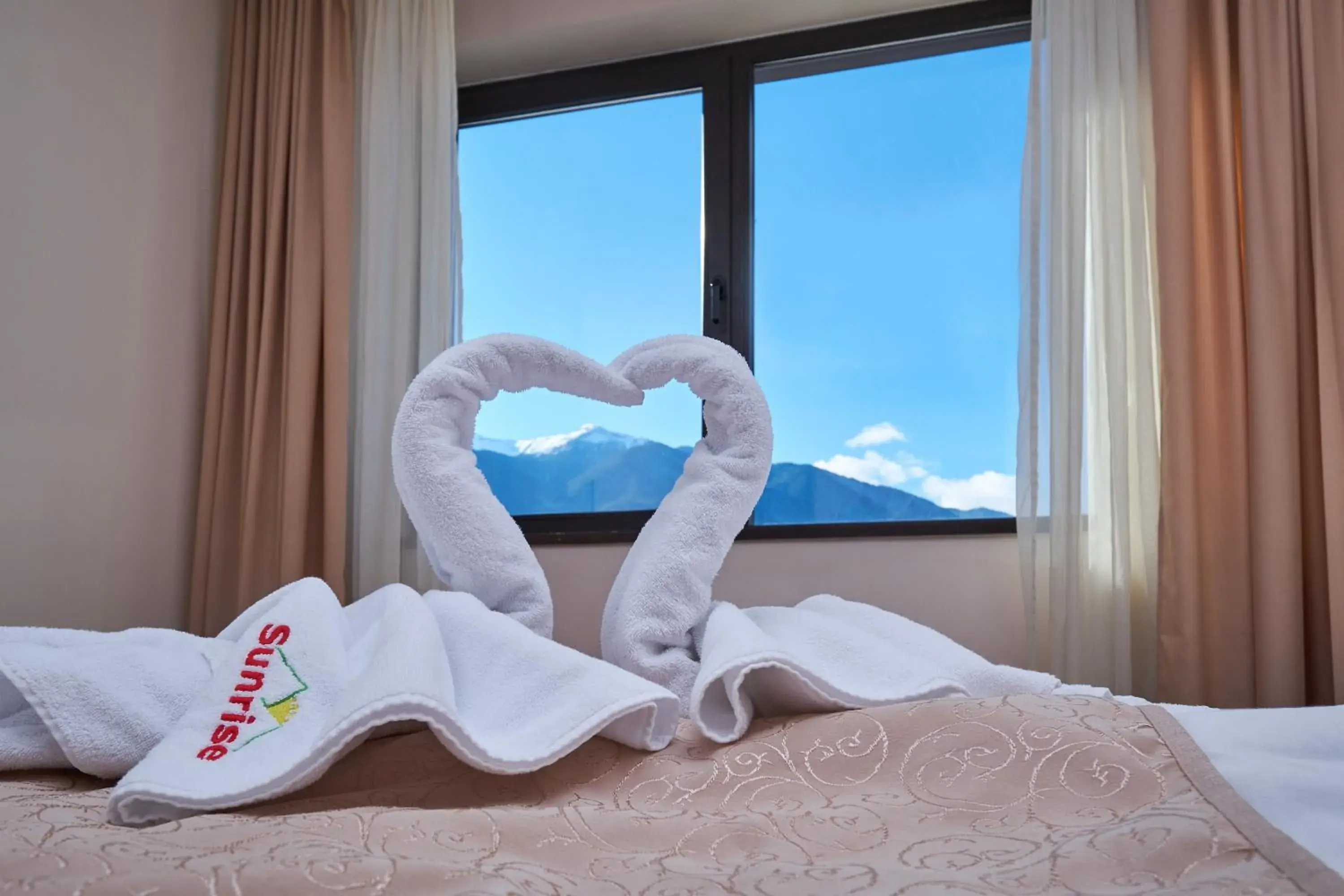 Sunrise Park Complex - Free Wellness Sunrise Park Complex - Free Wellness