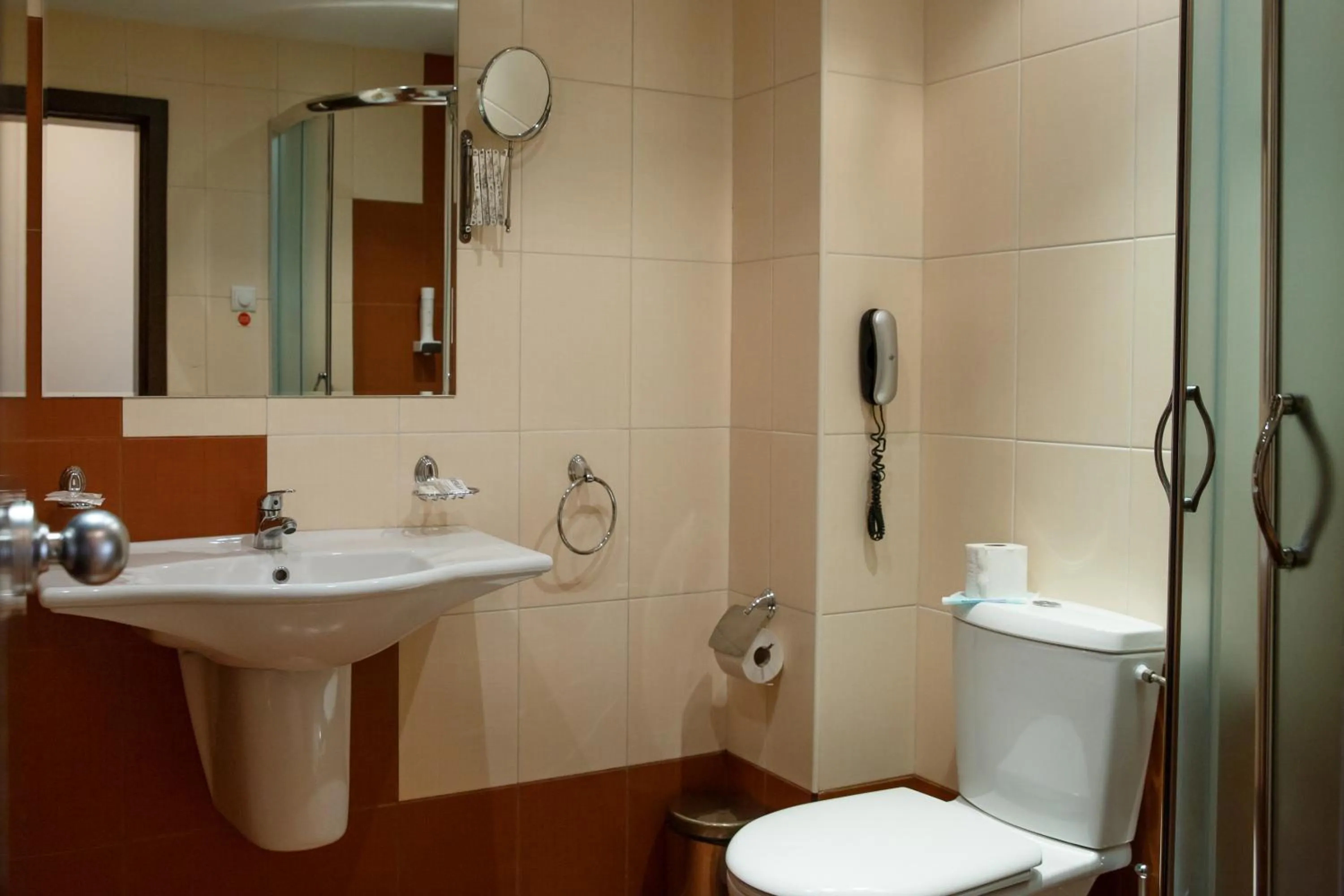 Sunrise Park Complex - Free Wellness