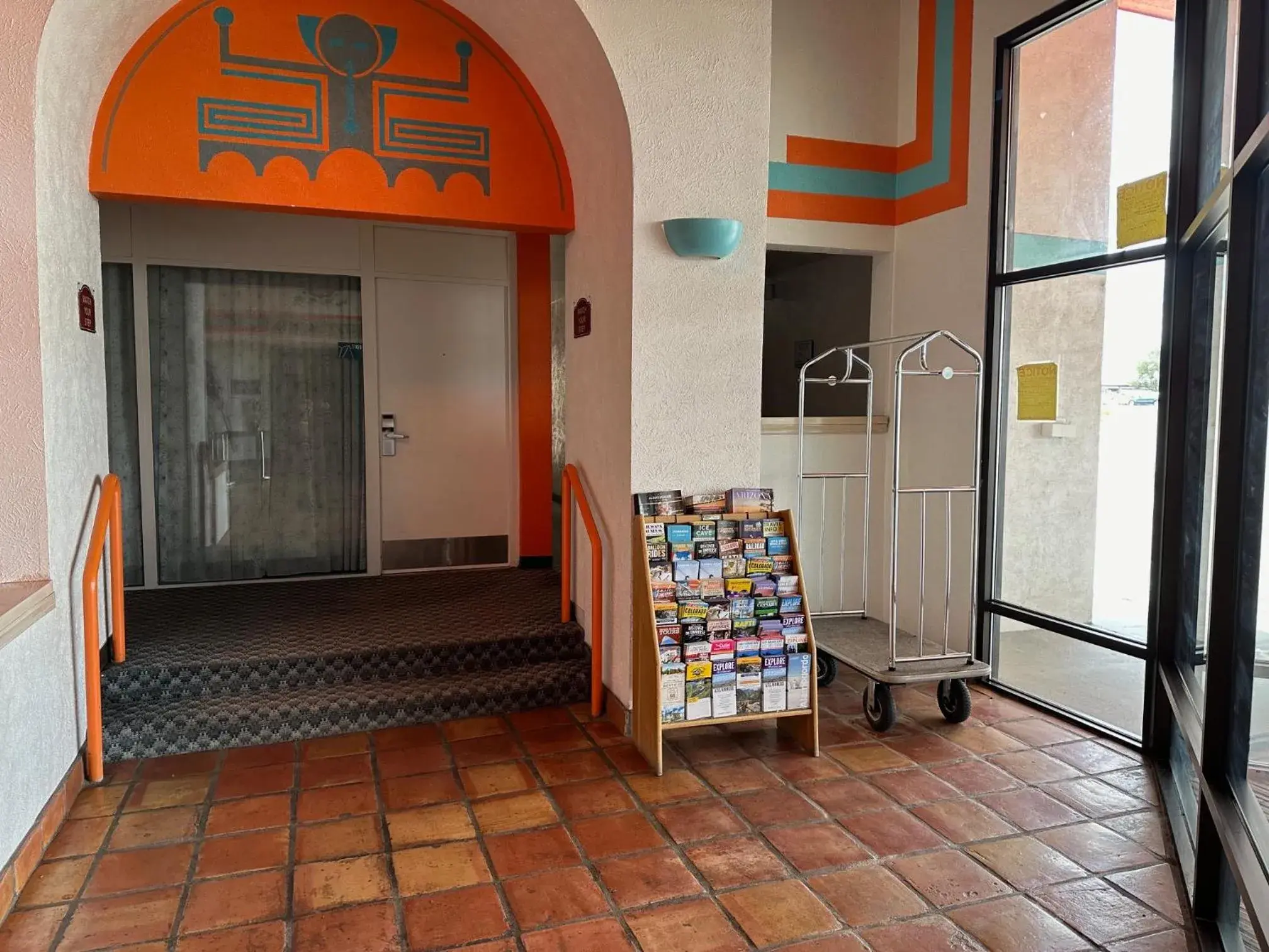 Property building in Howard Johnson by Wyndham Gallup Property building in Howard Johnson by Wyndham Gallup