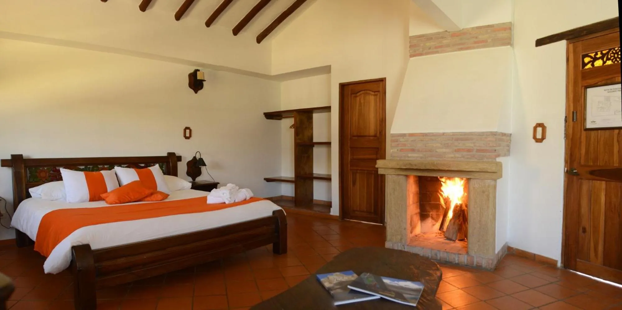 Mountain view, Bed in Hotel Boutique Villa Roma