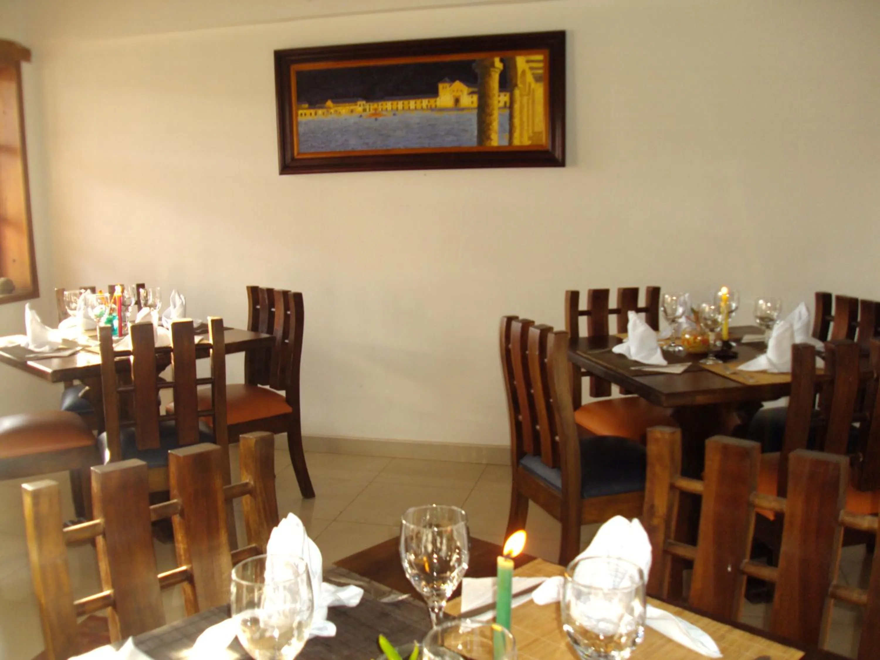 Restaurant/places to eat in Hotel Boutique Villa Roma