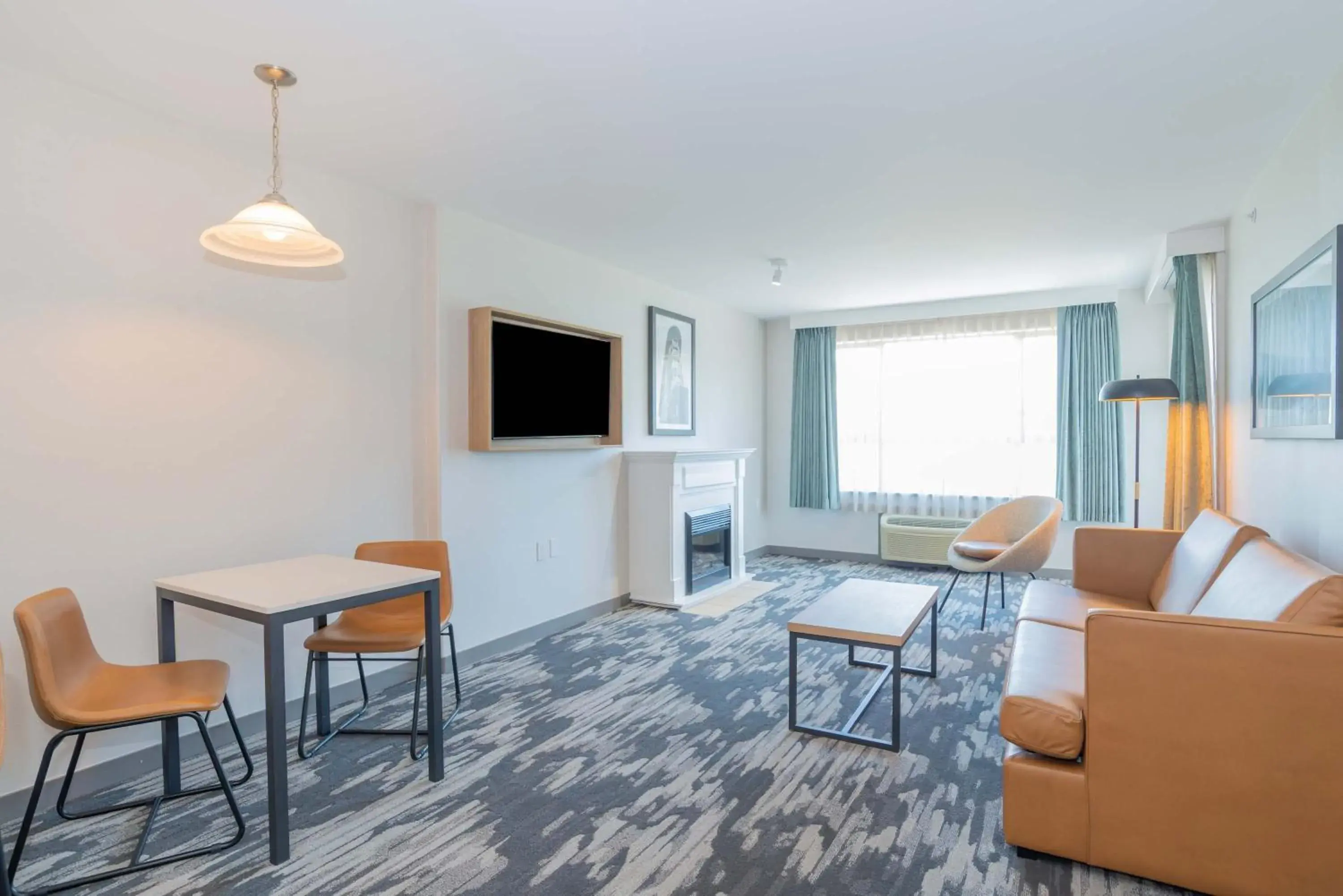Standard Suite, 1 King Bed, Sofa Bed, Kitchen in Sandman Signature Surrey-Guildford Suites Standard Suite, 1 King Bed, Sofa Bed, Kitchen in Sandman Signature Surrey-Guildford Suites