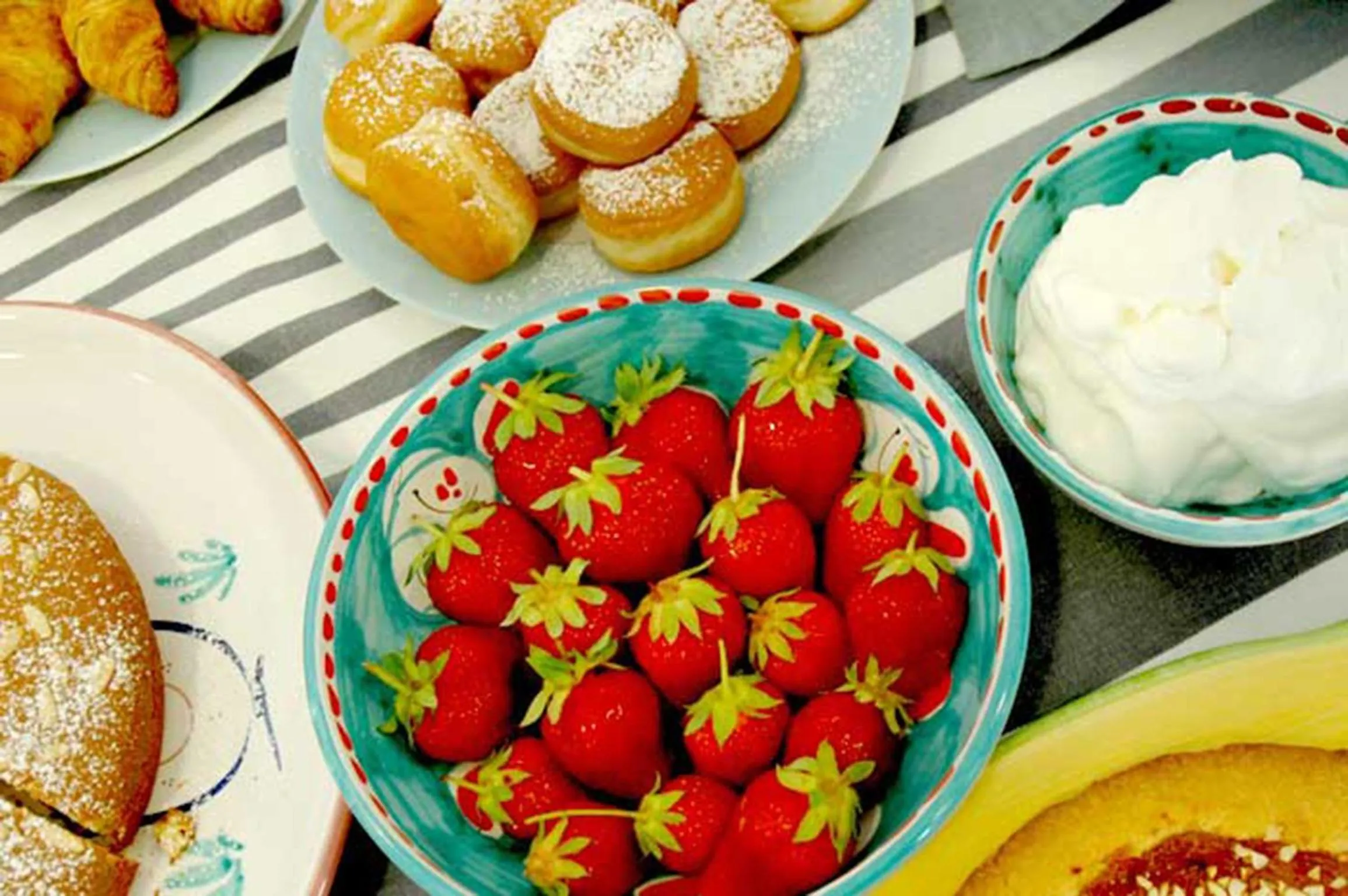 Food and drinks in Maree Hotel