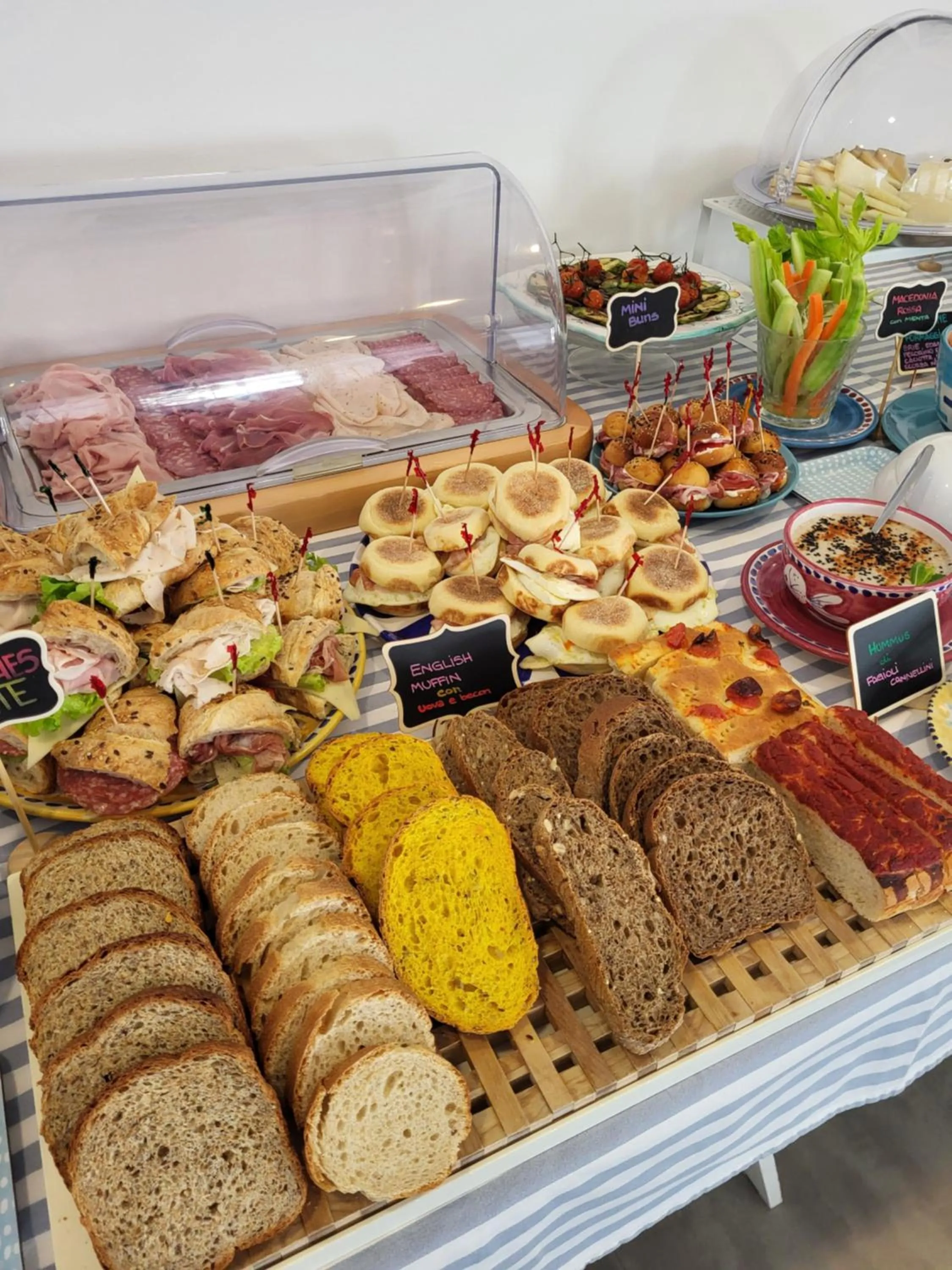 Breakfast in Maree Hotel