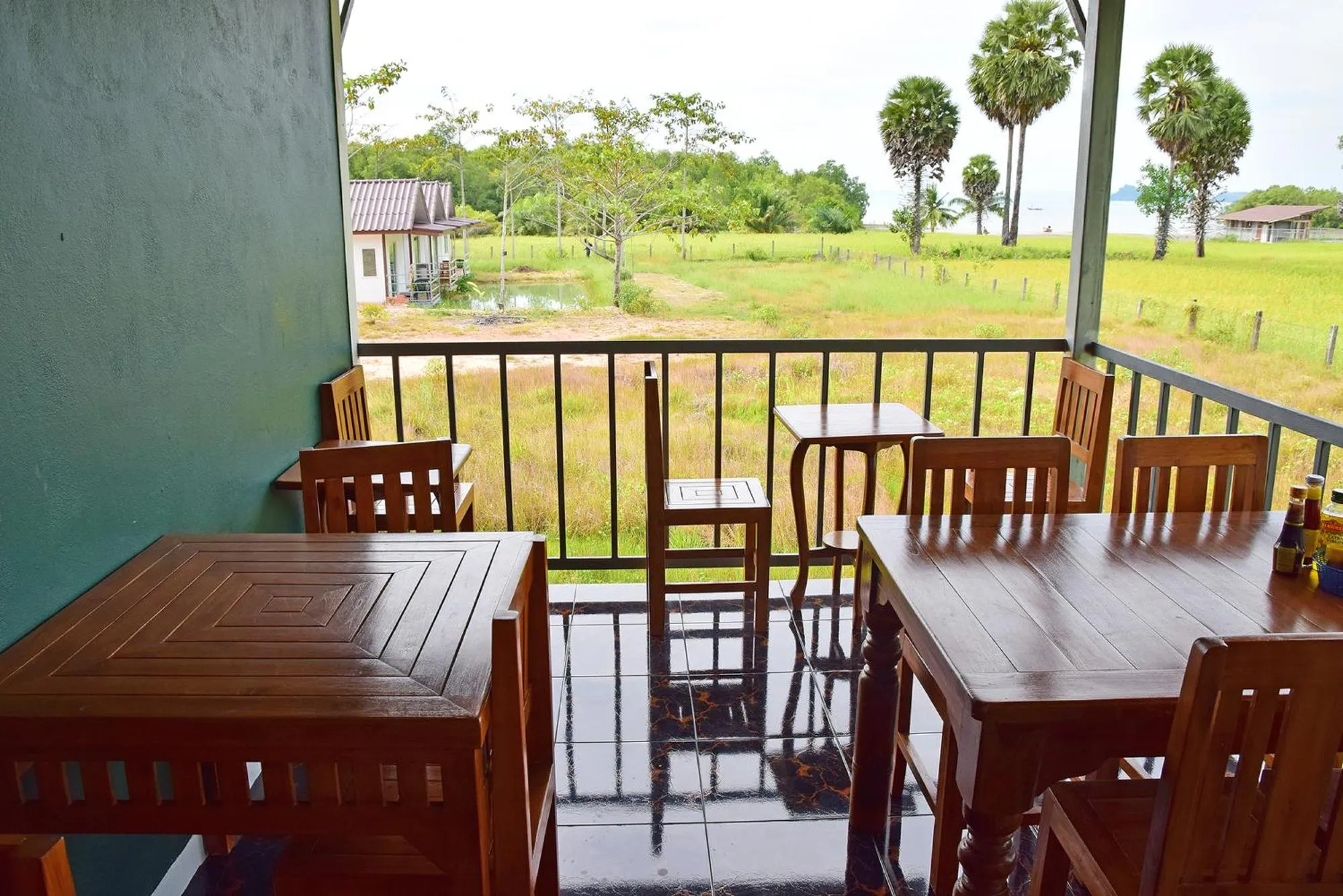 Restaurant/places to eat in Anissa Resort Koh Yao Yai