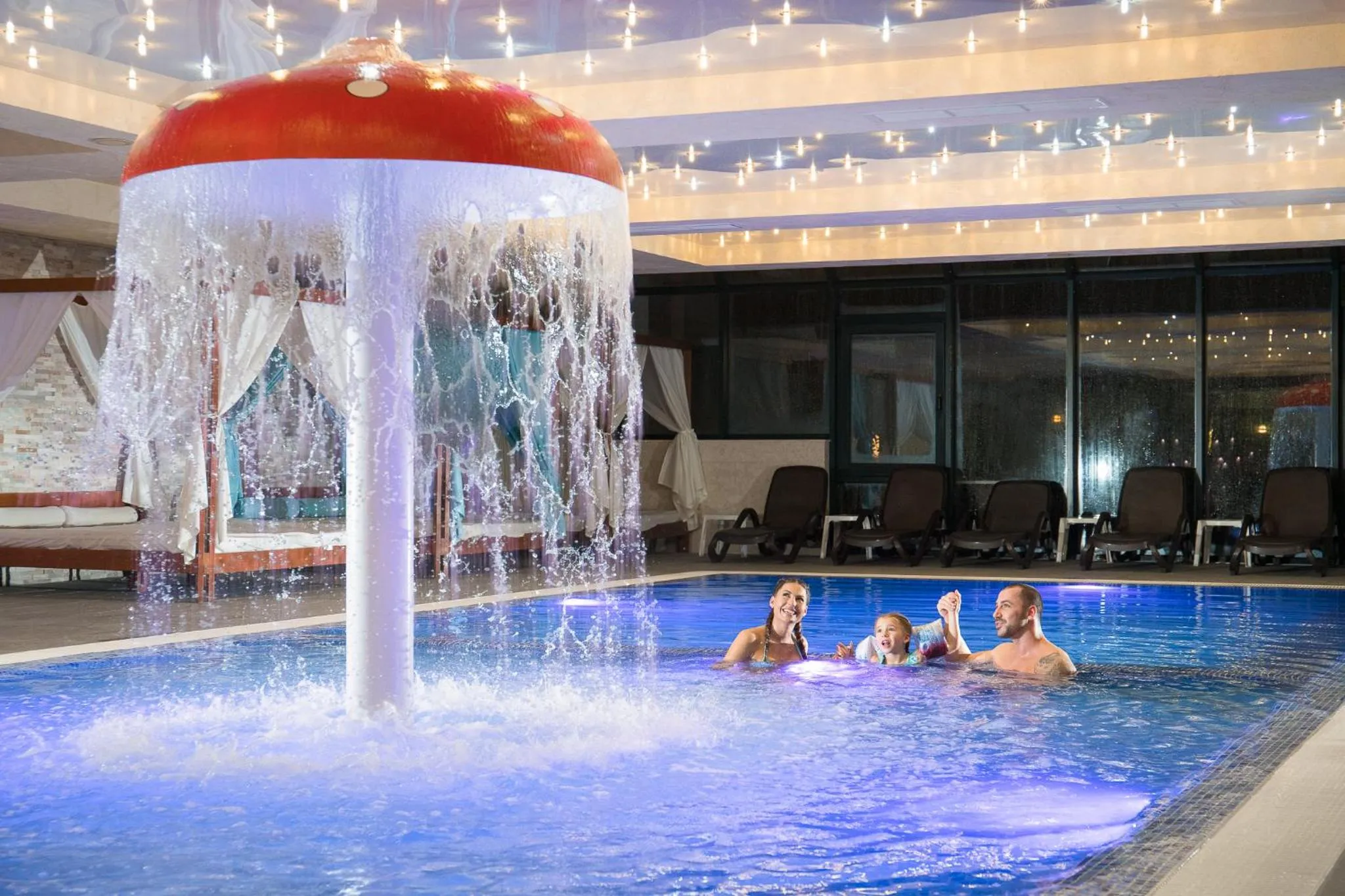 Swimming pool in Park & Spa Hotel Markovo