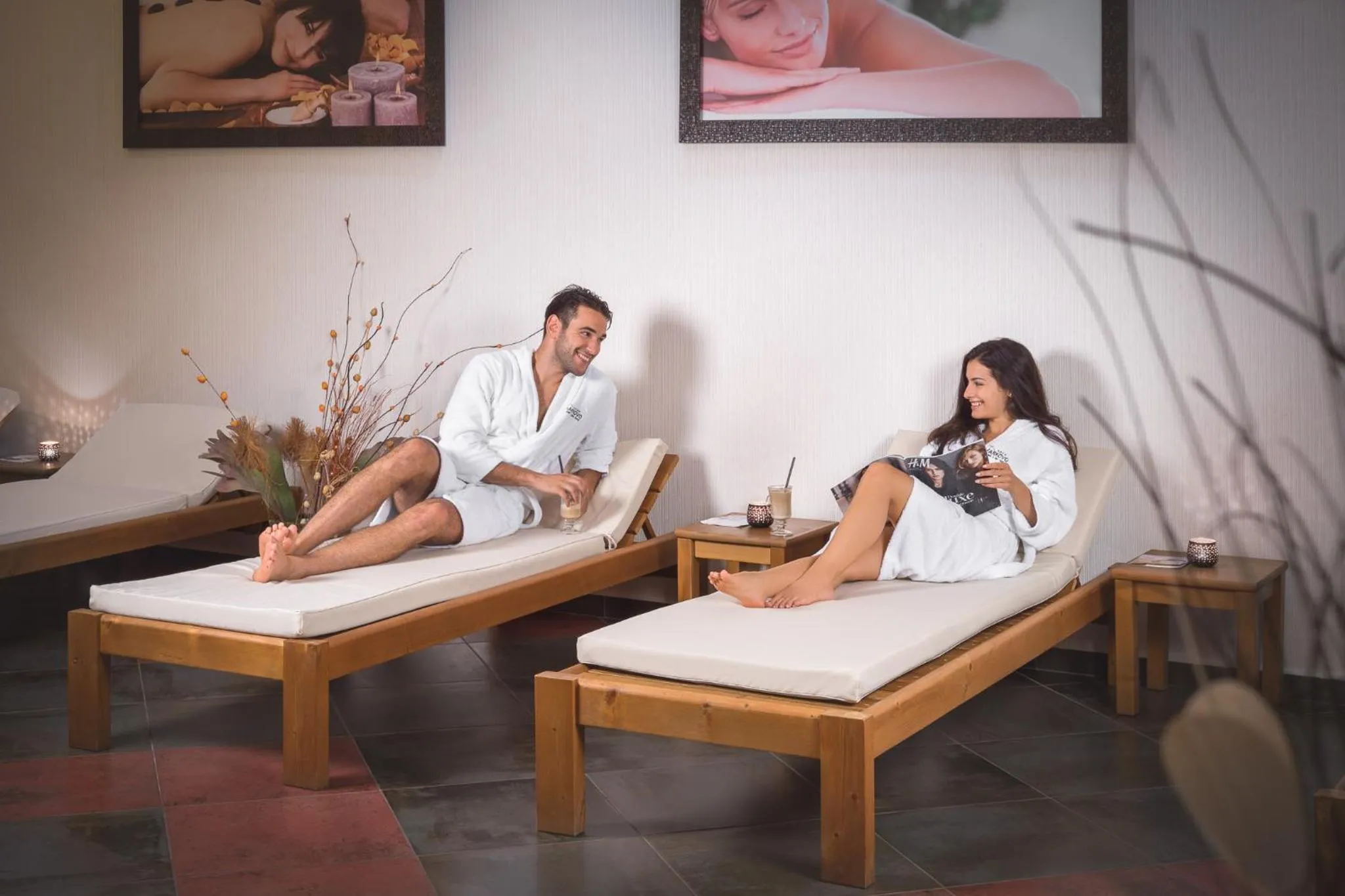 People in Park & Spa Hotel Markovo