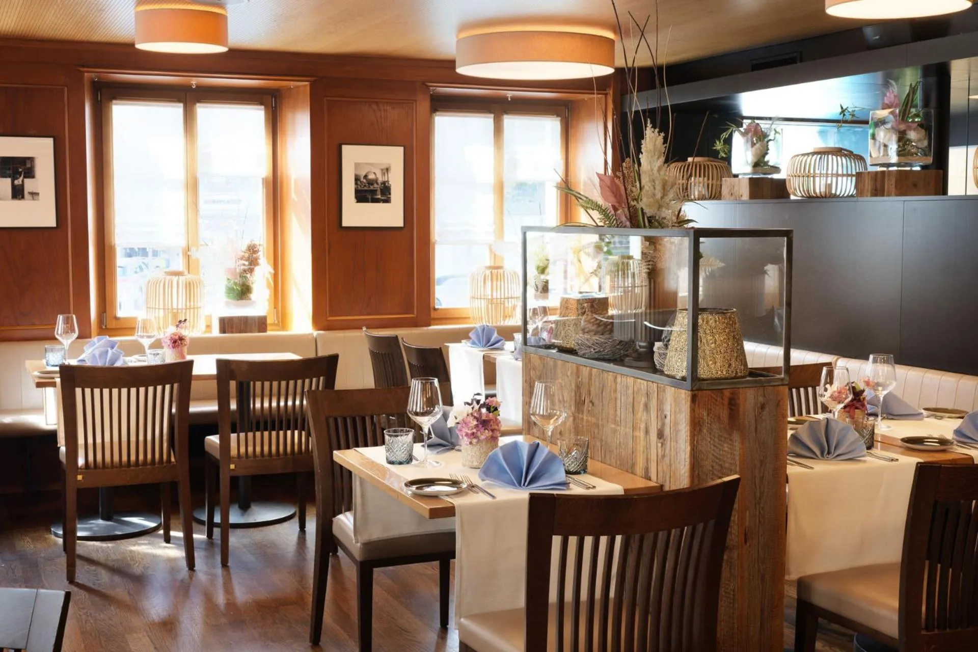 Restaurant/places to eat in Hotel Engel