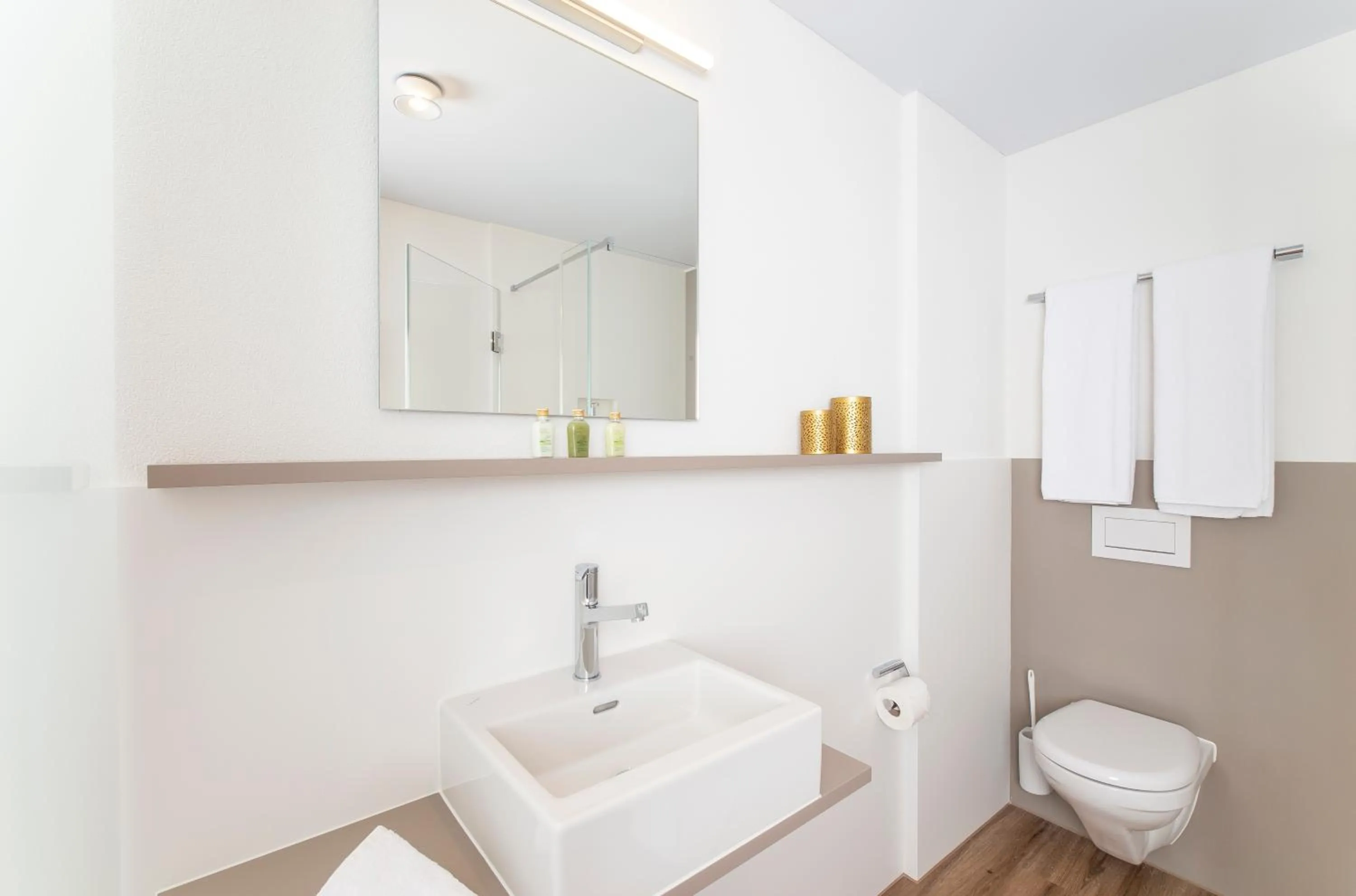 Photo of the whole room in Hotel Engel