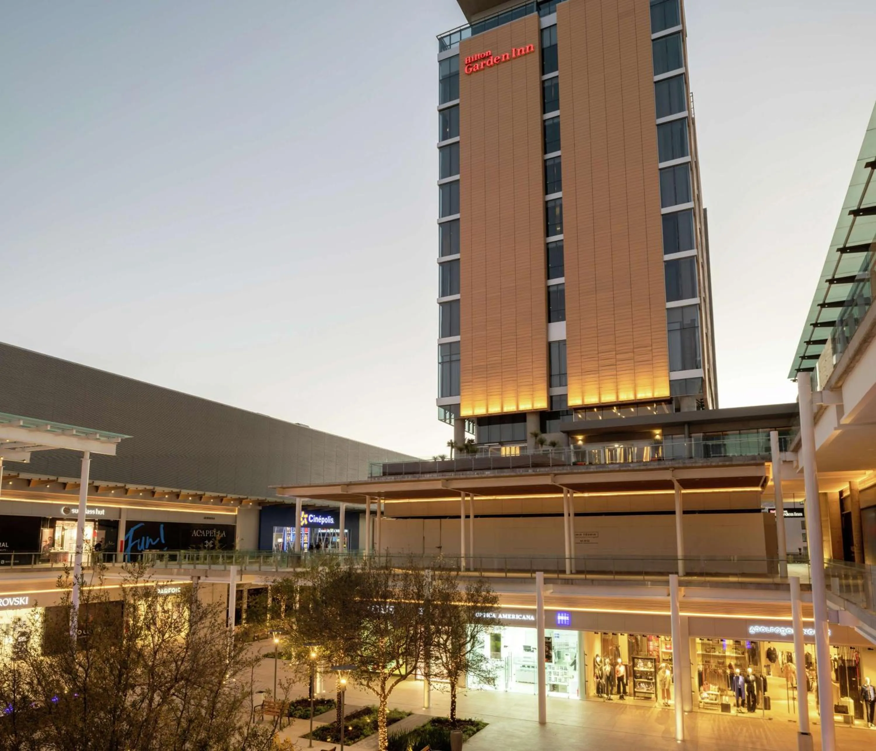 On-site shops in Hilton Garden Inn Chihuahua