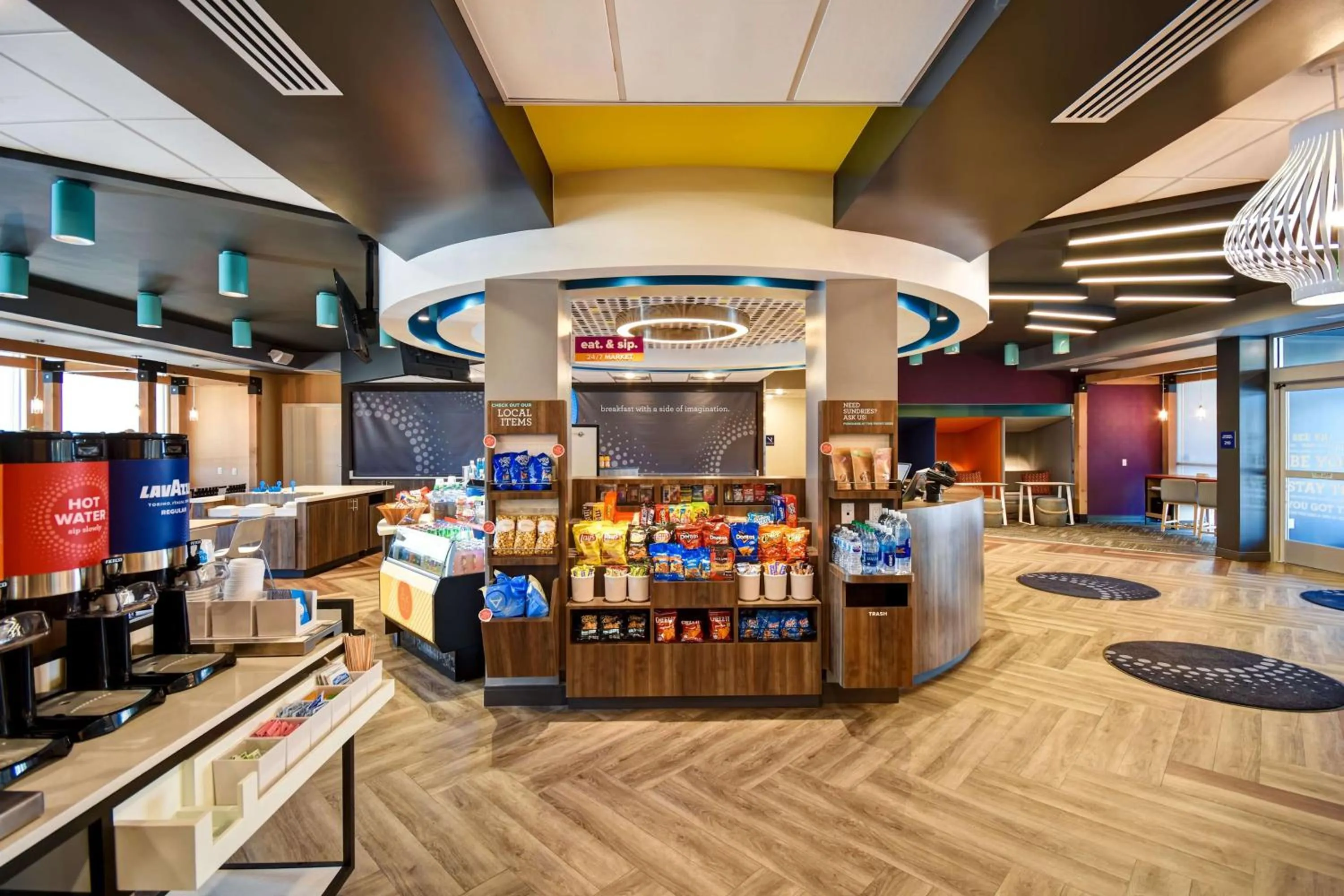 Lobby or reception in Tru By Hilton Salt Lake City Airport