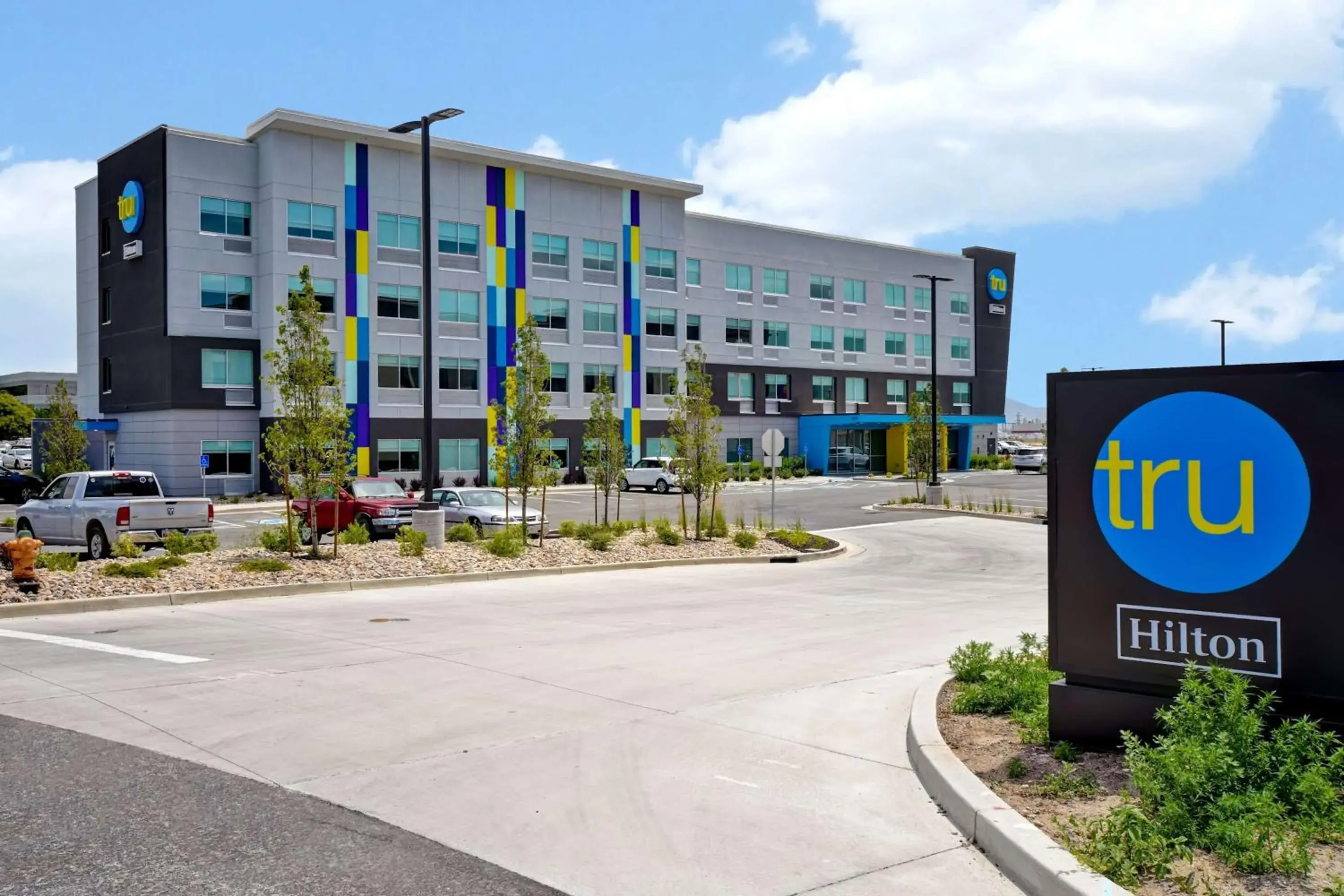 Property building in Tru By Hilton Salt Lake City Airport Property building in Tru By Hilton Salt Lake City Airport