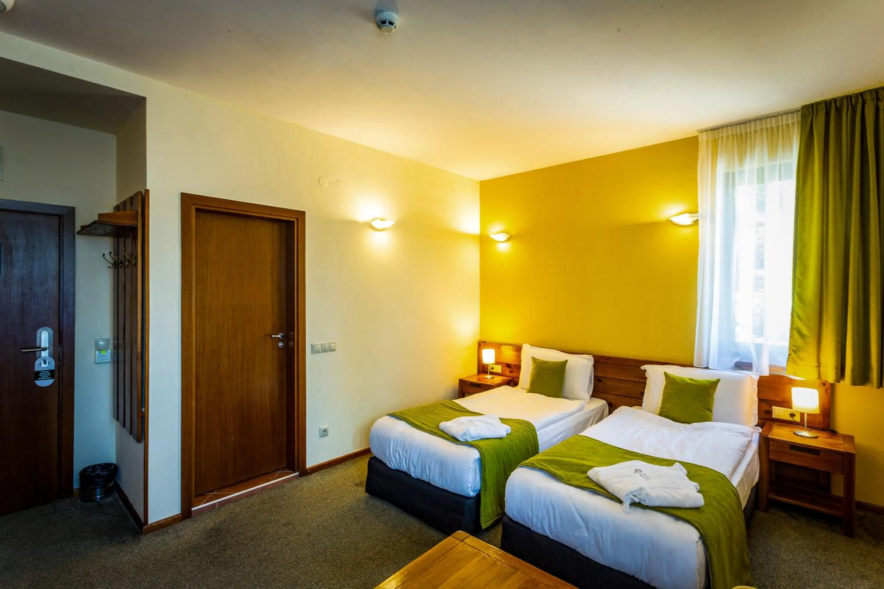 Photo of the whole room, Bed in Musala Hotel