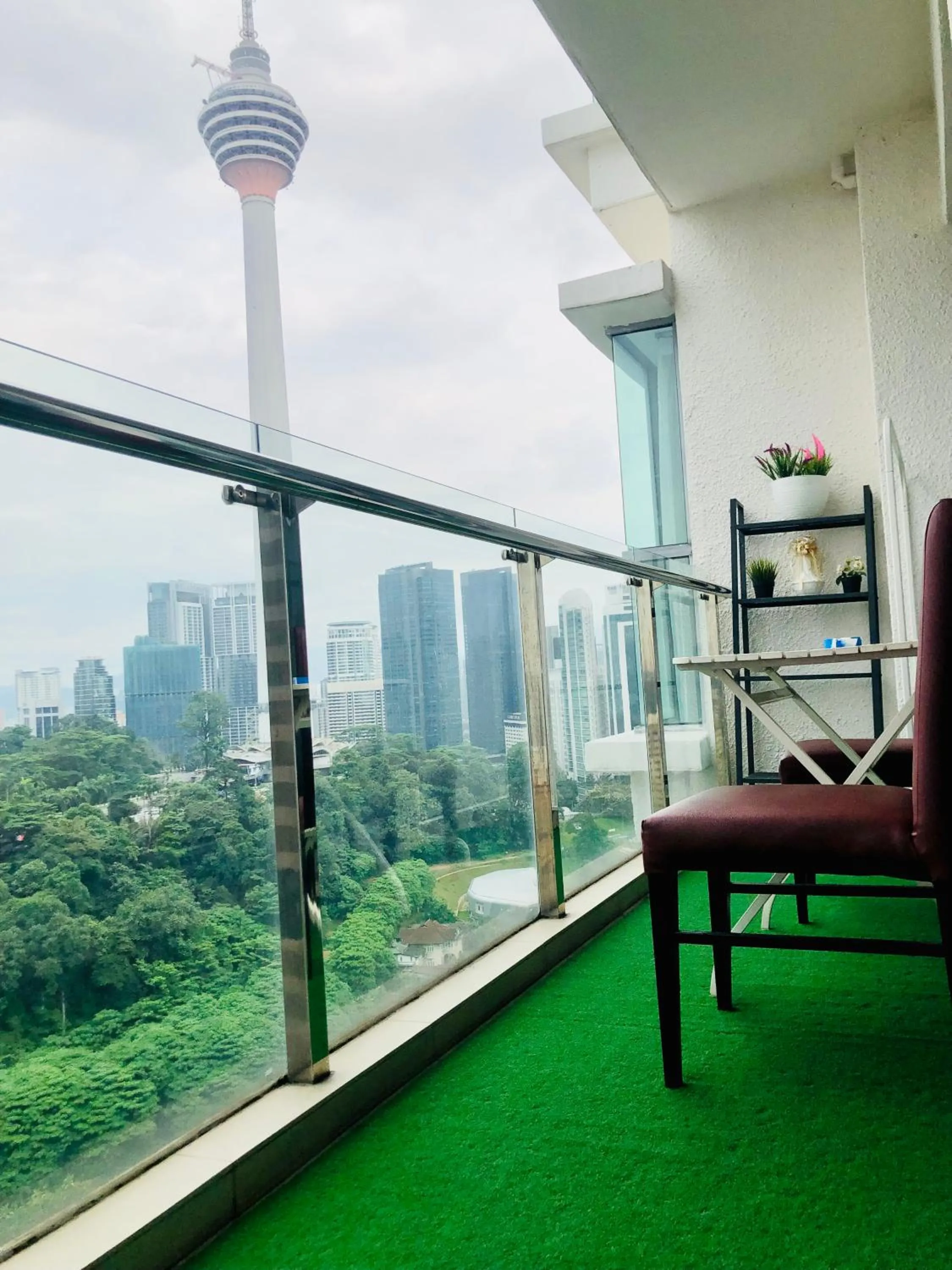 Balcony/Terrace in Suasana Bukit Ceylon Residence