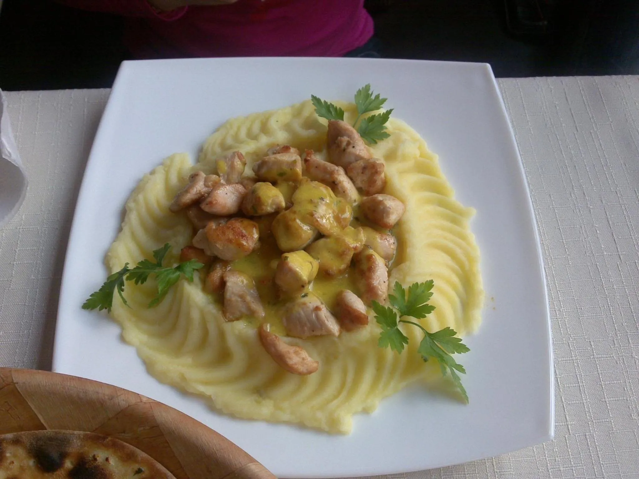 Food and drinks in Hotel L&B- Free parking