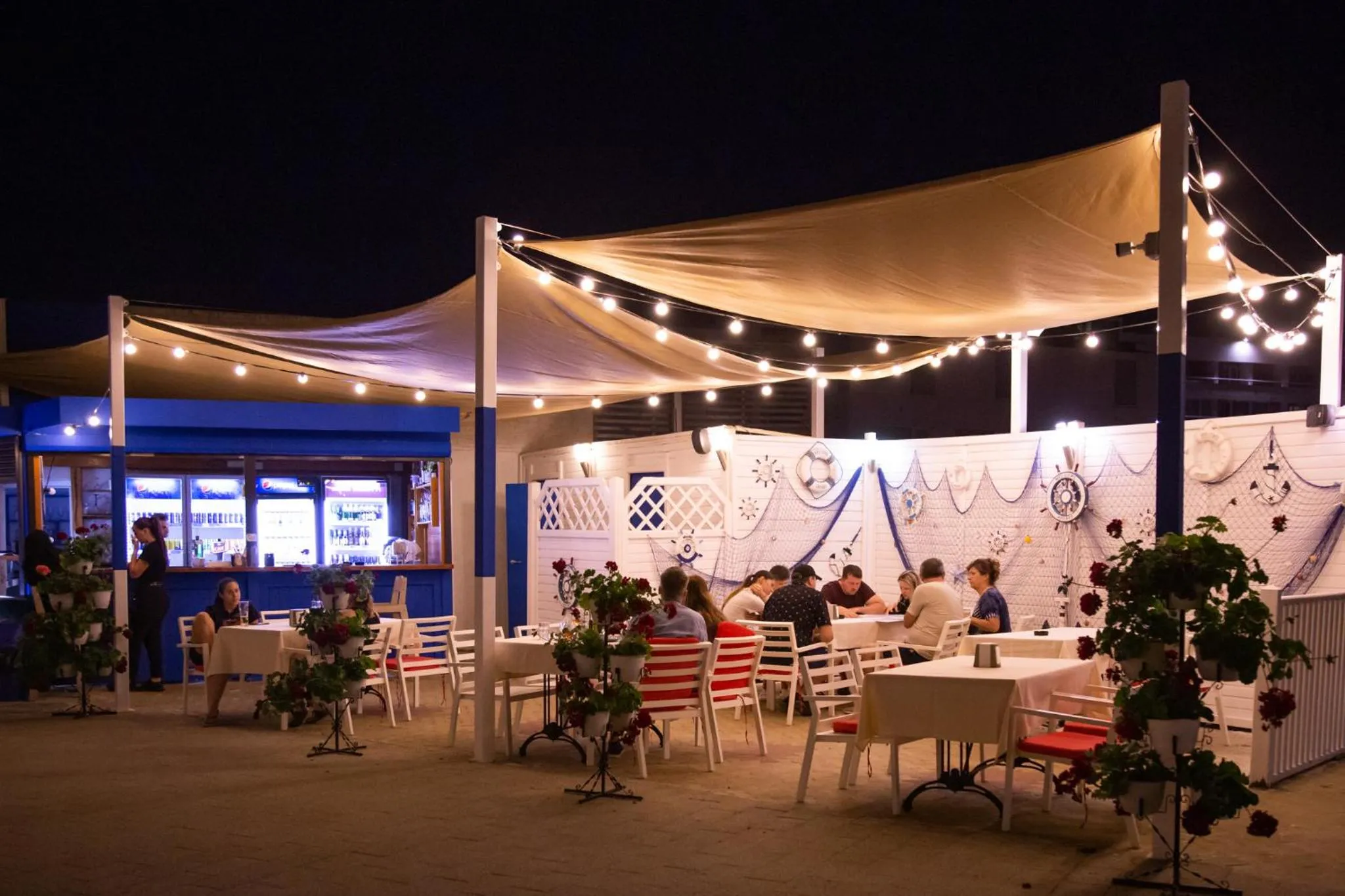 Restaurant/places to eat in Hotel Bueno