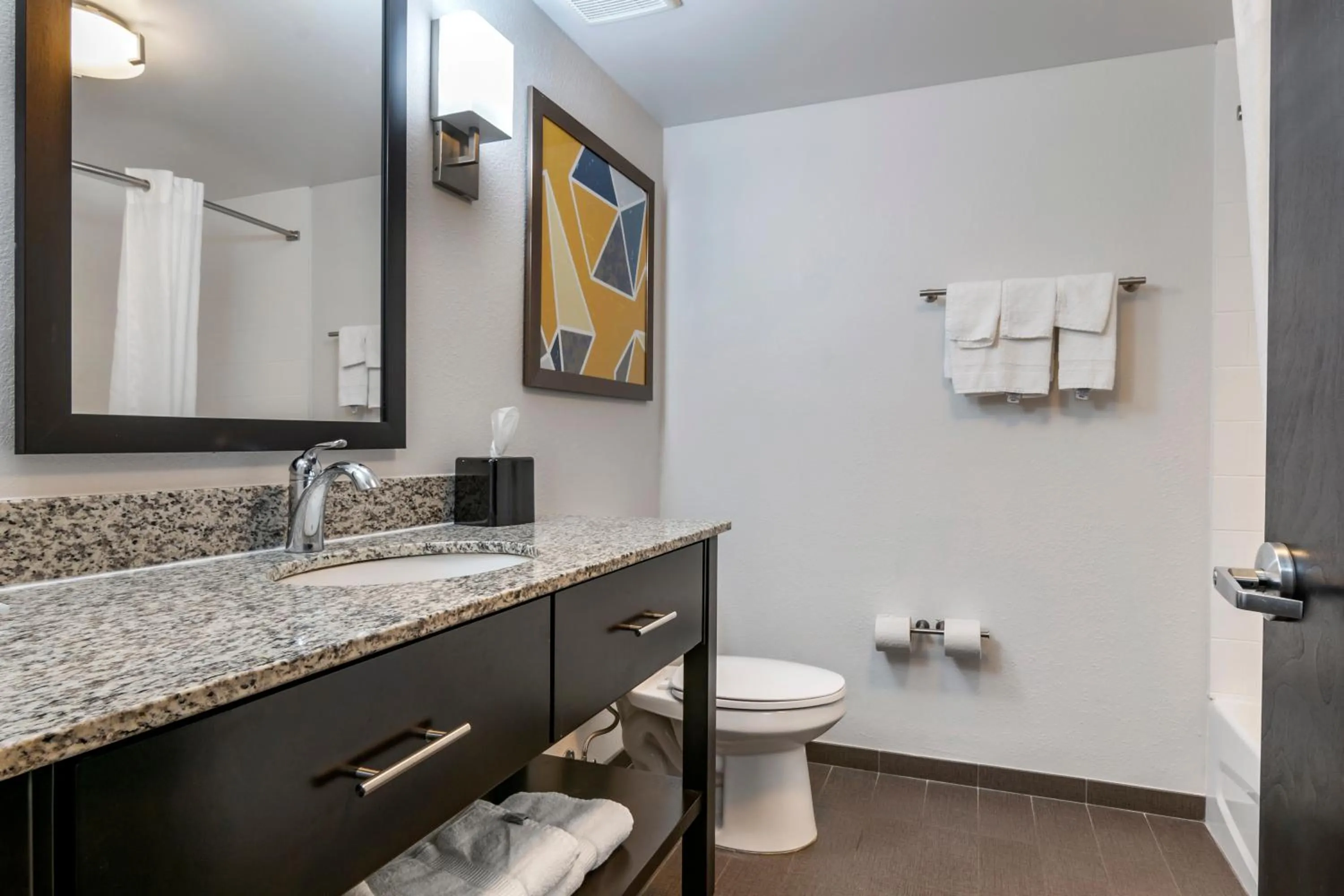 Bathroom in Comfort Inn St Louis Airport